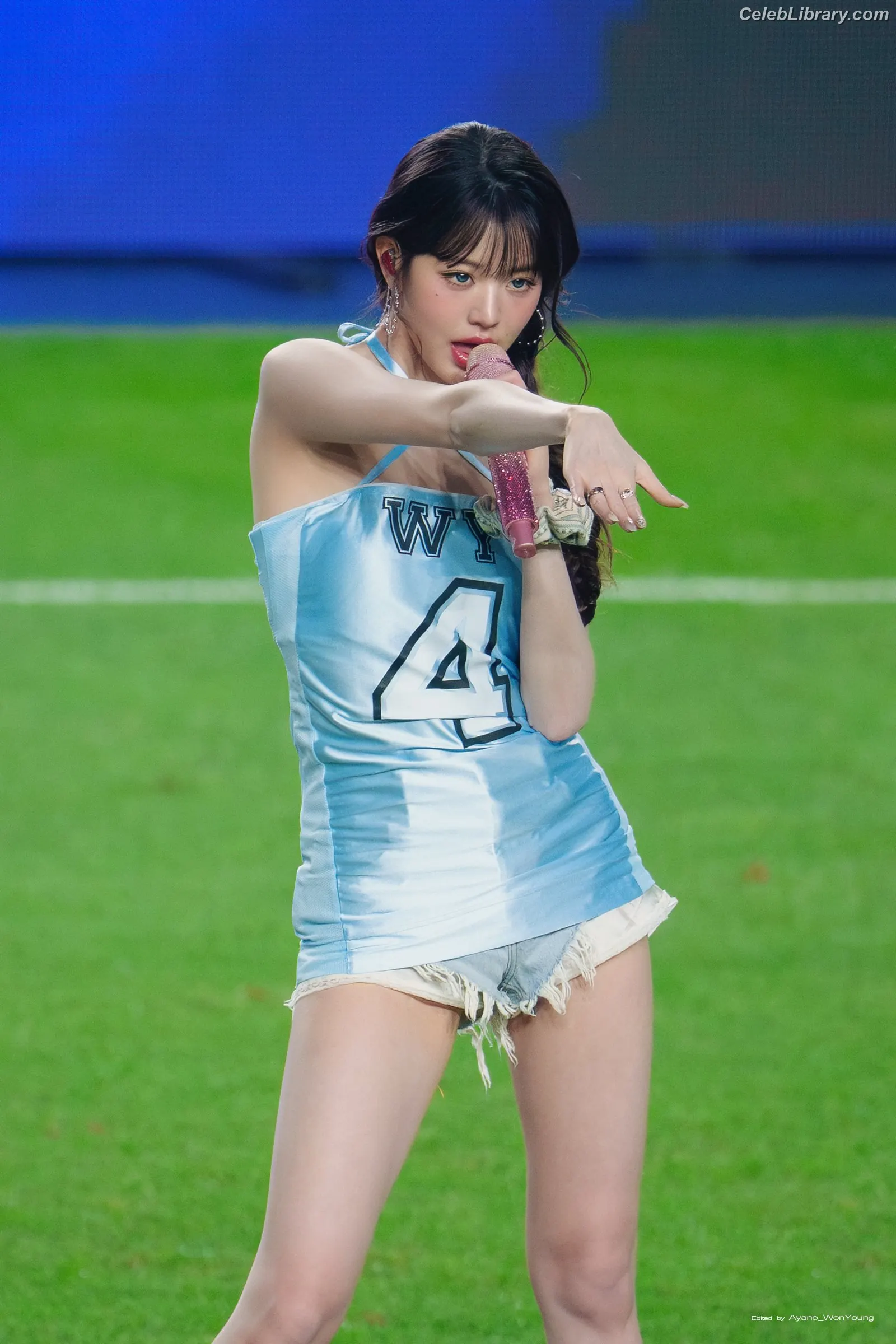 Jang Won-young  장원영 WONYOUNG photo 17 of 5845