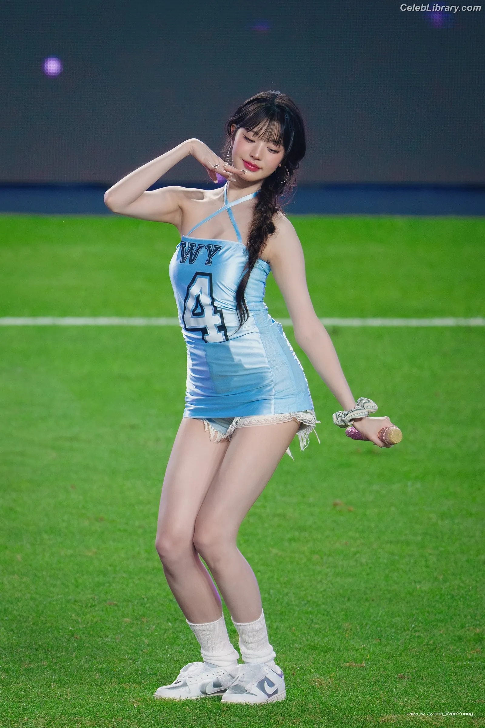 Jang Won-young  장원영 WONYOUNG photo 22 of 5845