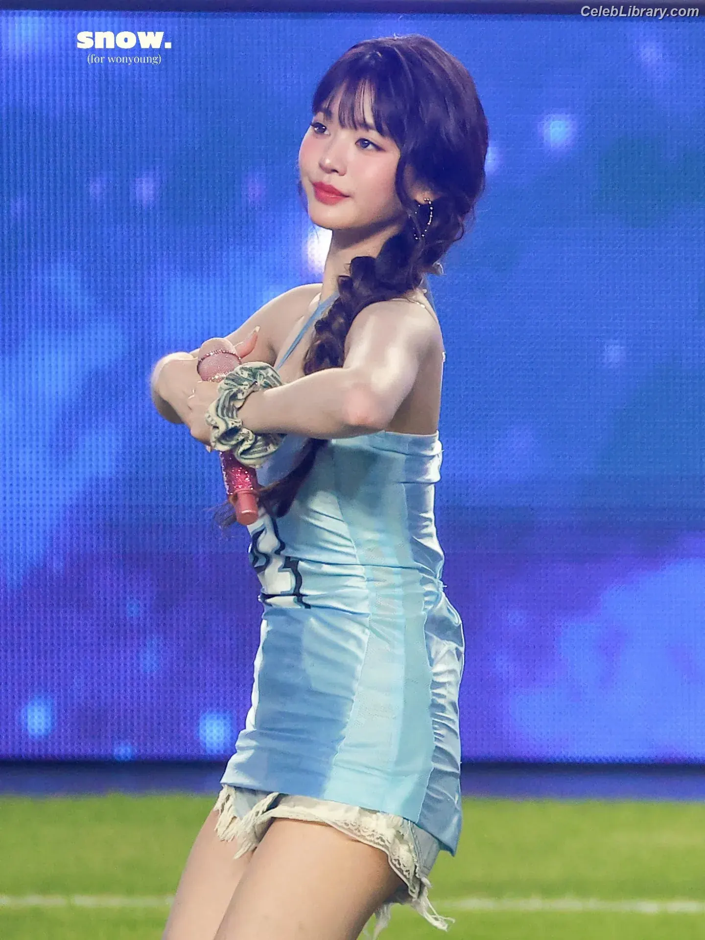 Jang Won-young 장원영 WONYOUNG photo 5 of 5845