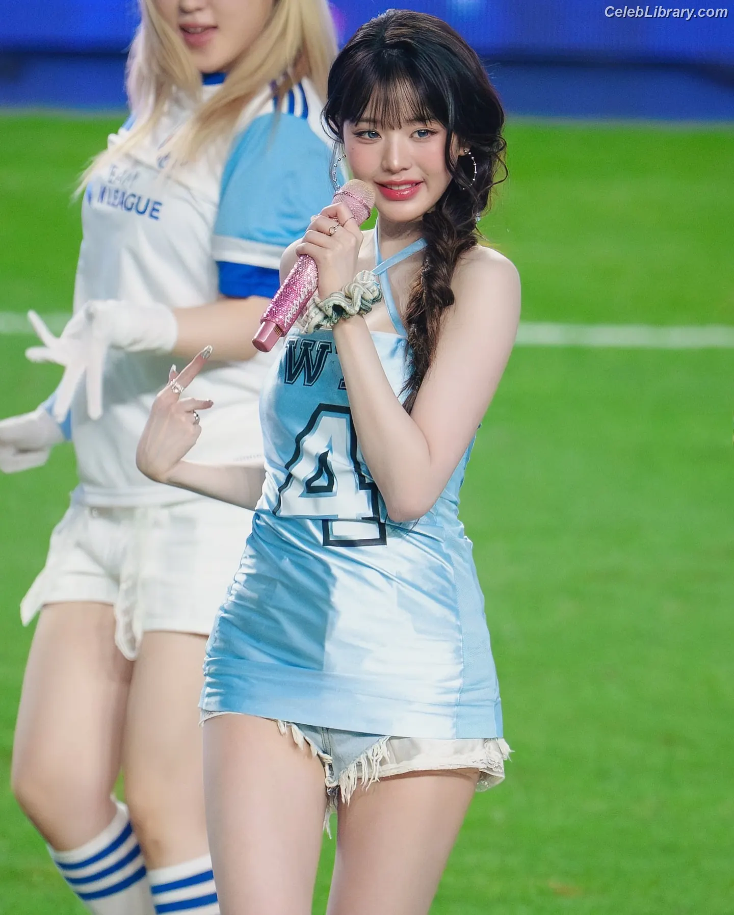 Jang Won-young 장원영 WONYOUNG photo 15 of 5845
