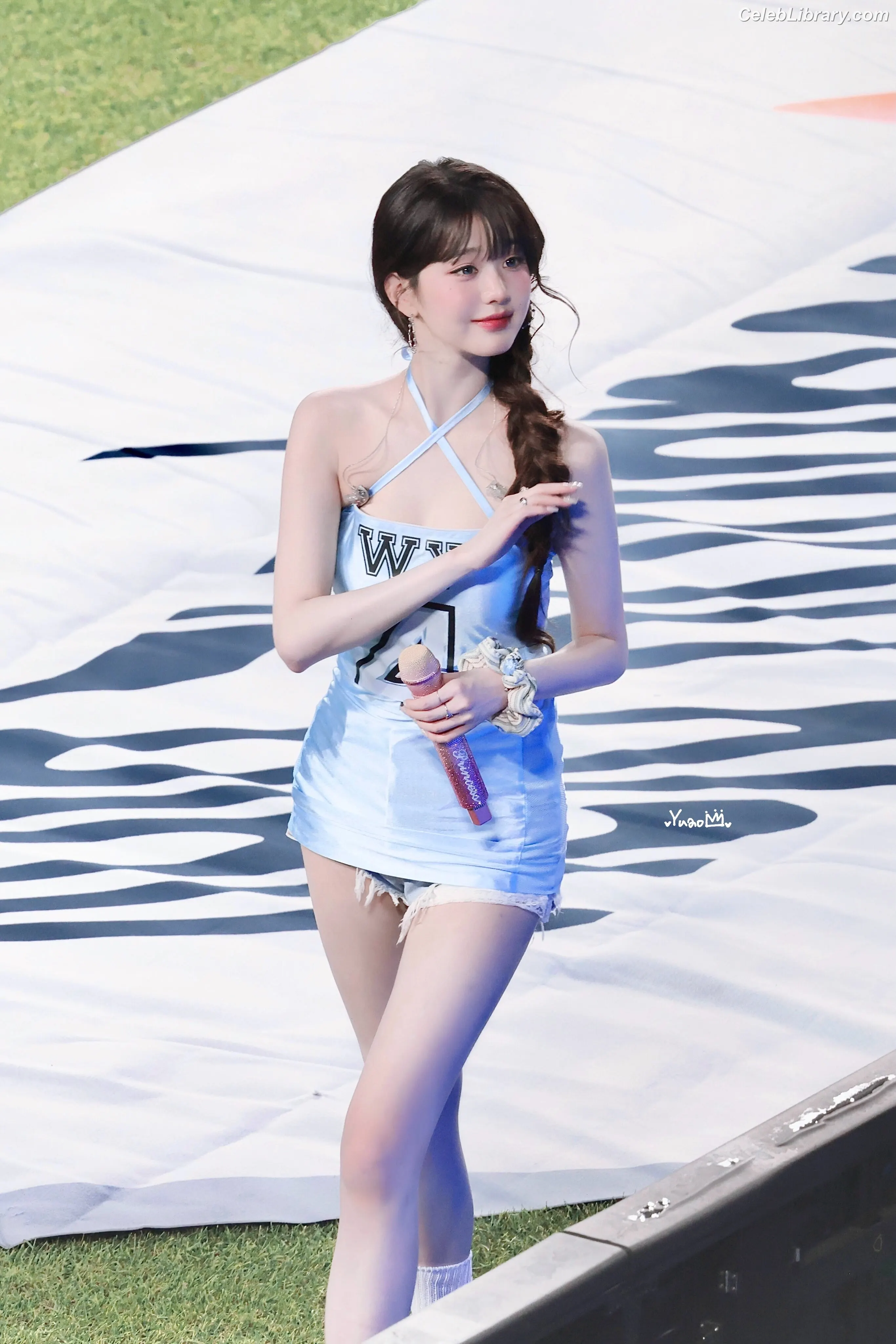 Jang Won-young 장원영 WONYOUNG photo 20 of 5845