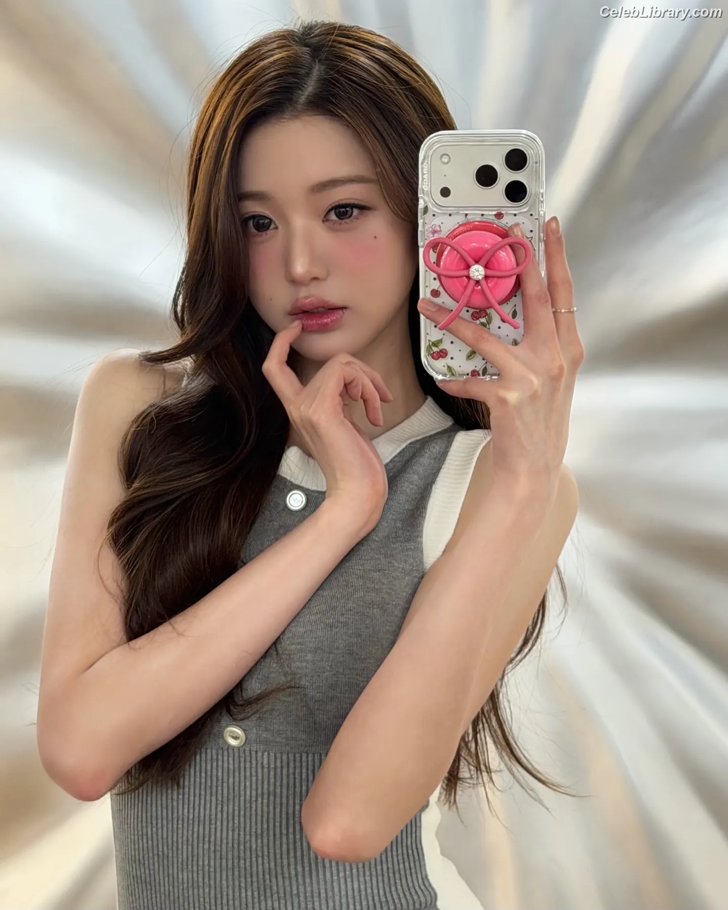 Jang Won-young 장원영 WONYOUNG photo 21 of 5845