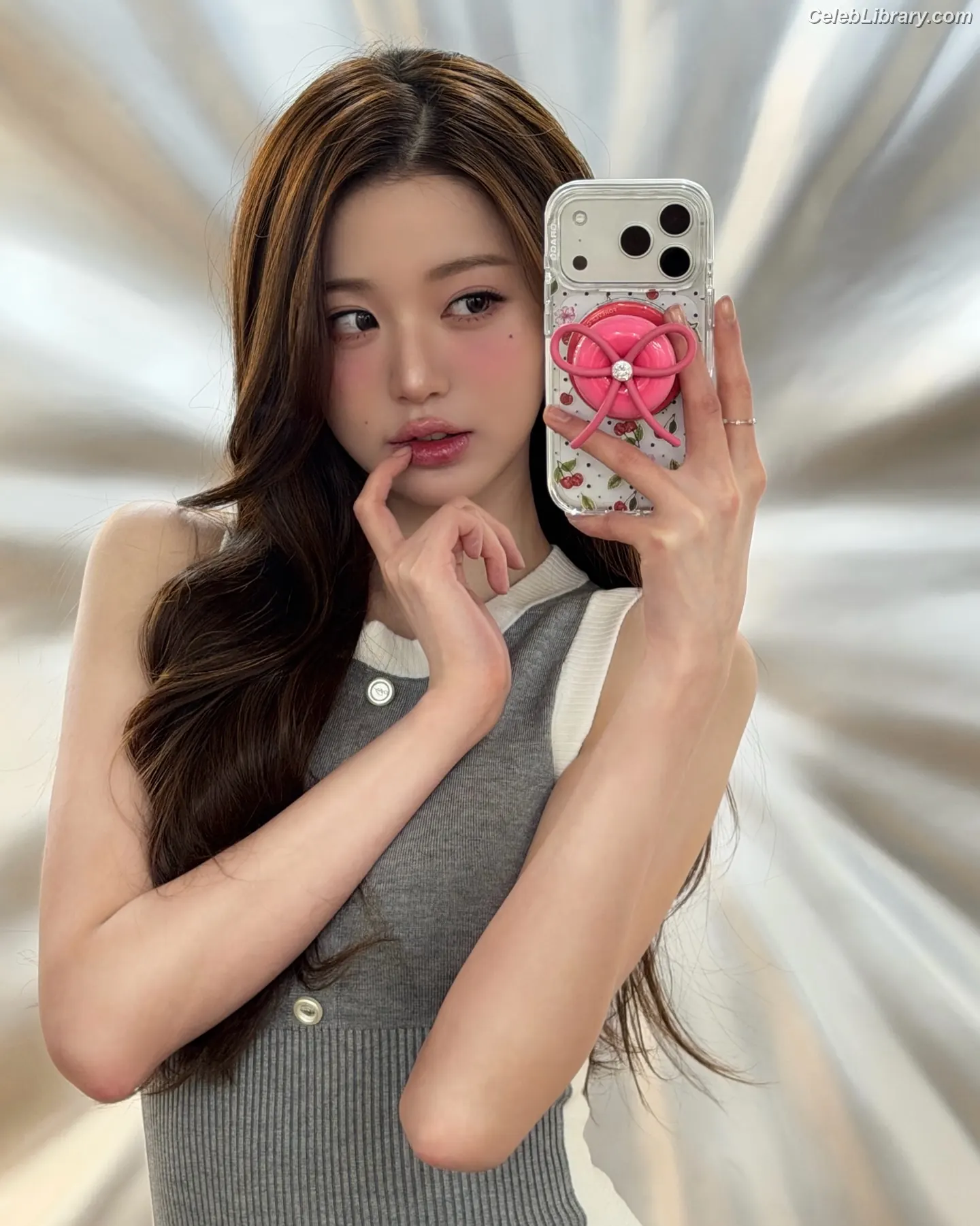 Jang Won-young 장원영 WONYOUNG photo 22 of 5845