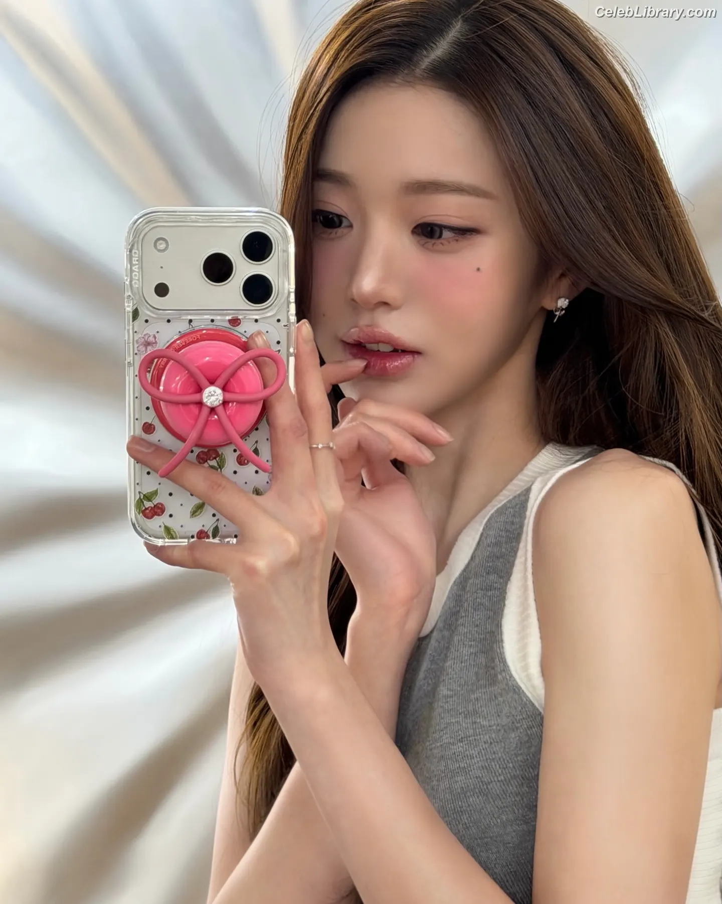Jang Won-young 장원영 WONYOUNG photo 2 of 5845