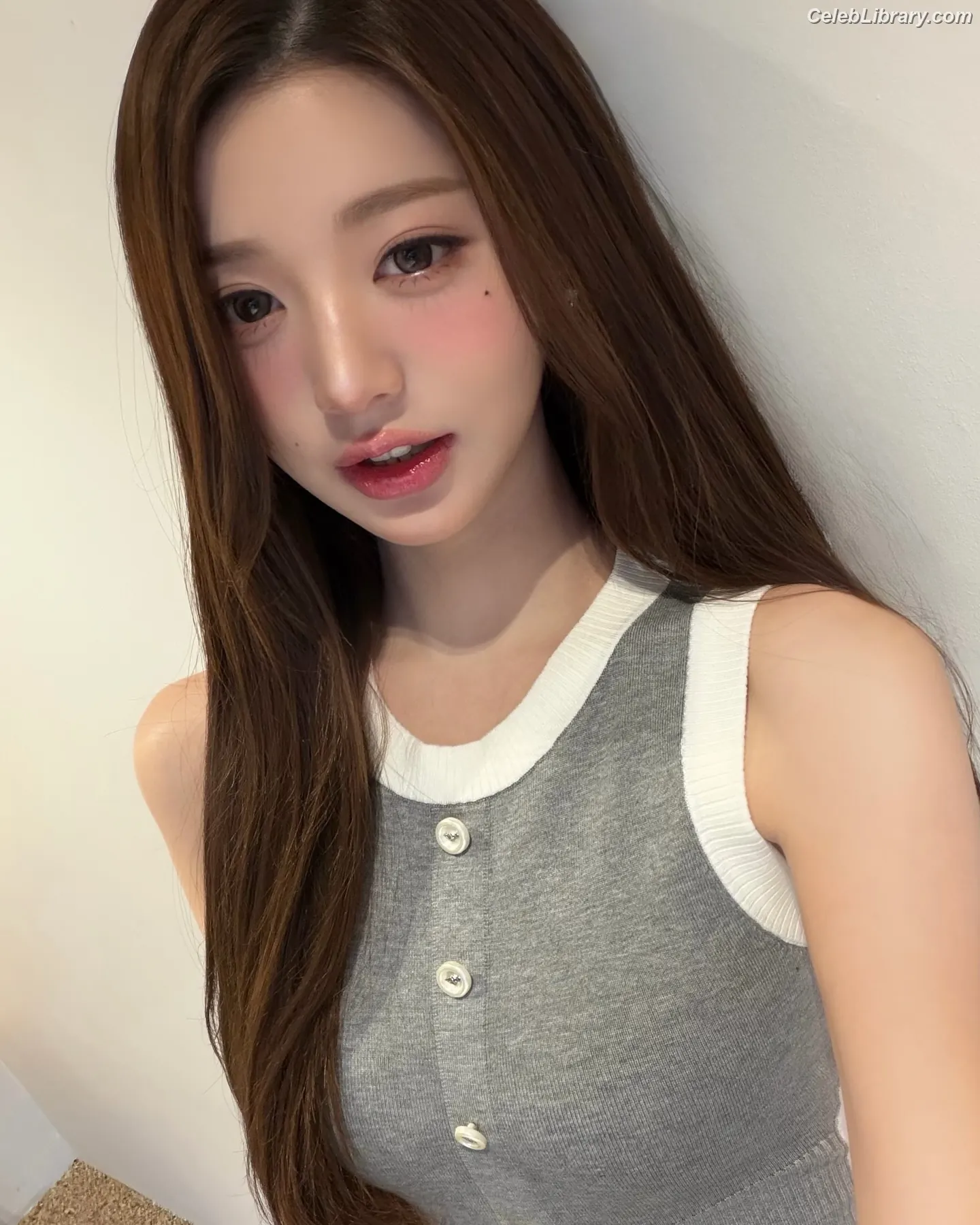 Jang Won-young 장원영 WONYOUNG photo 4 of 5845