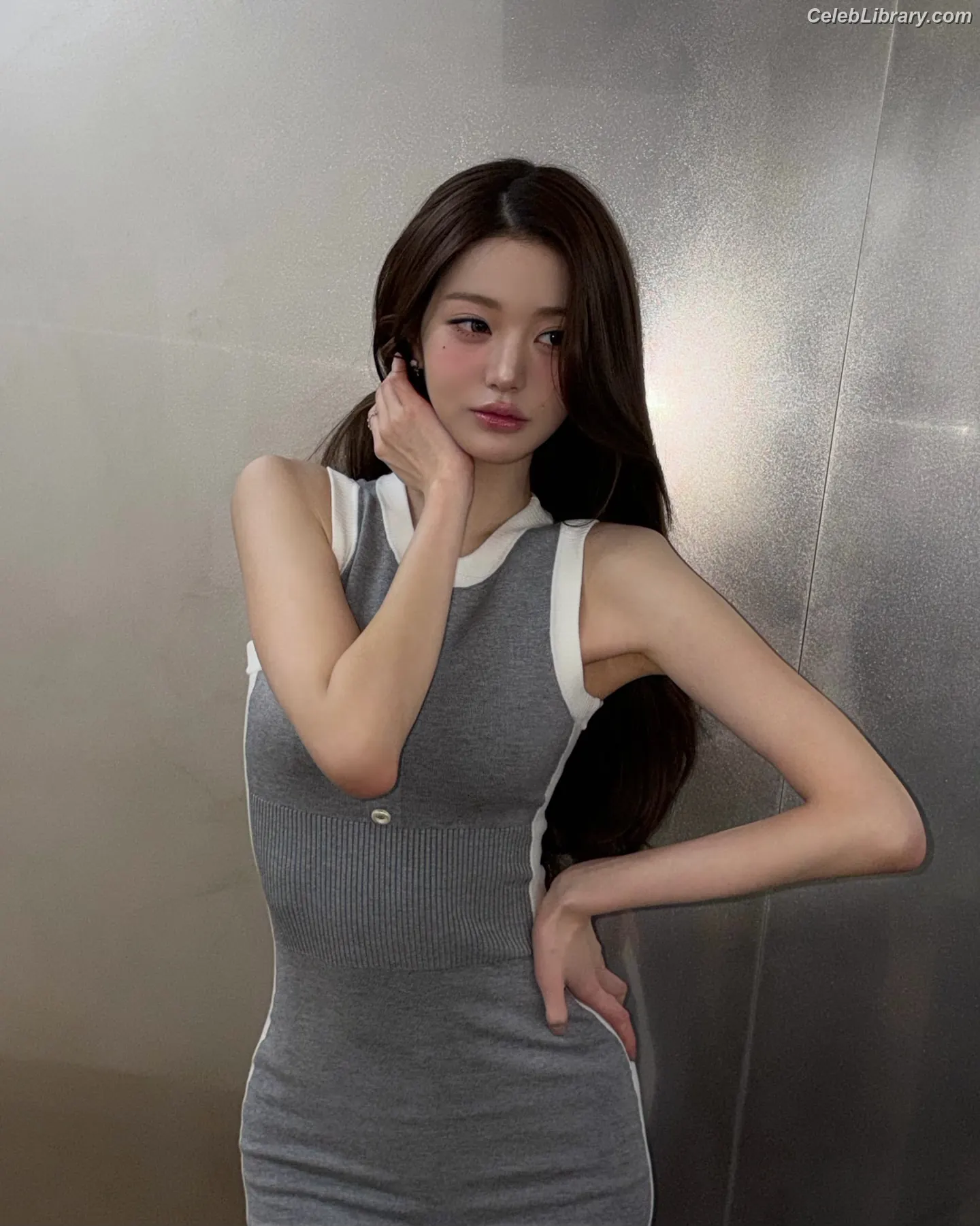 Jang Won-young 장원영 WONYOUNG photo 11 of 5845