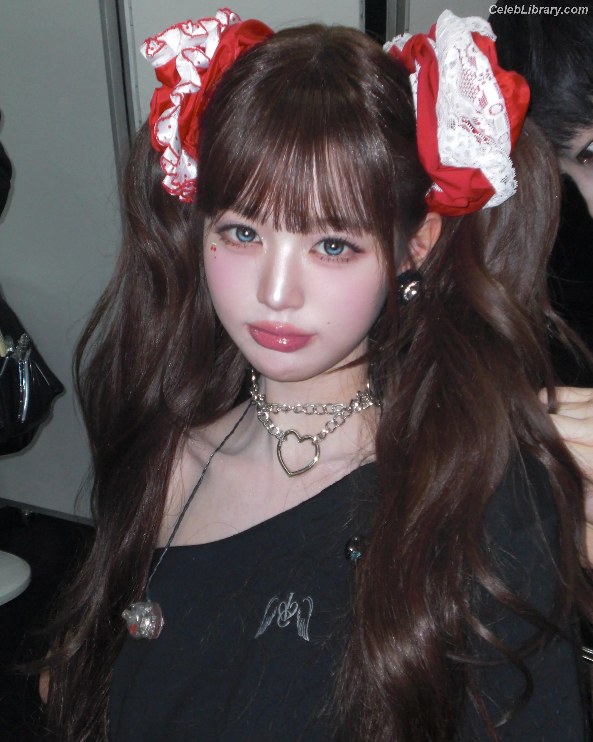 Jang Won-young  장원영 WONYOUNG photo 1 of 5845