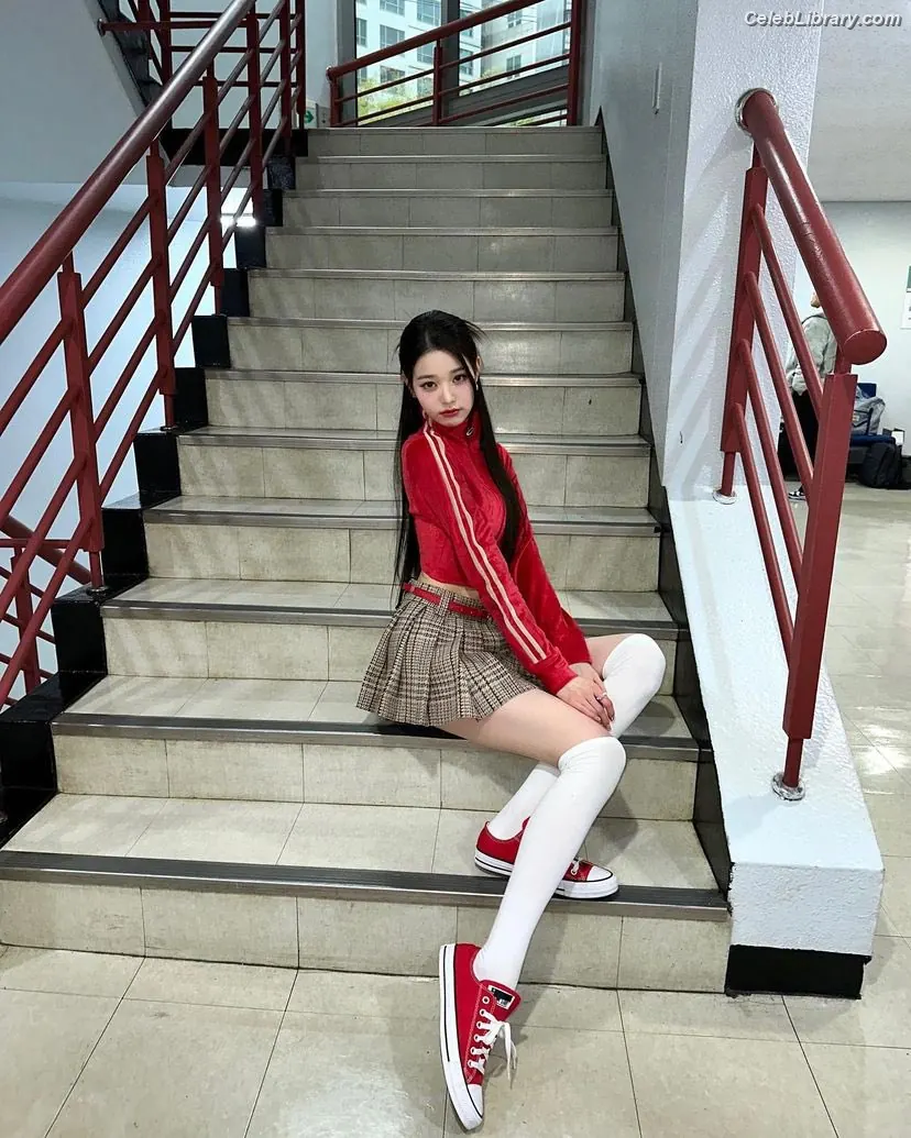 Jang Won-young  장원영 WONYOUNG photo 15 of 5845