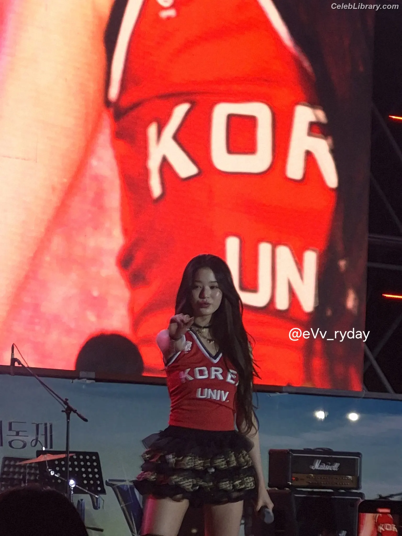 Jang Won-young 장원영 WONYOUNG photo 6 of 5845