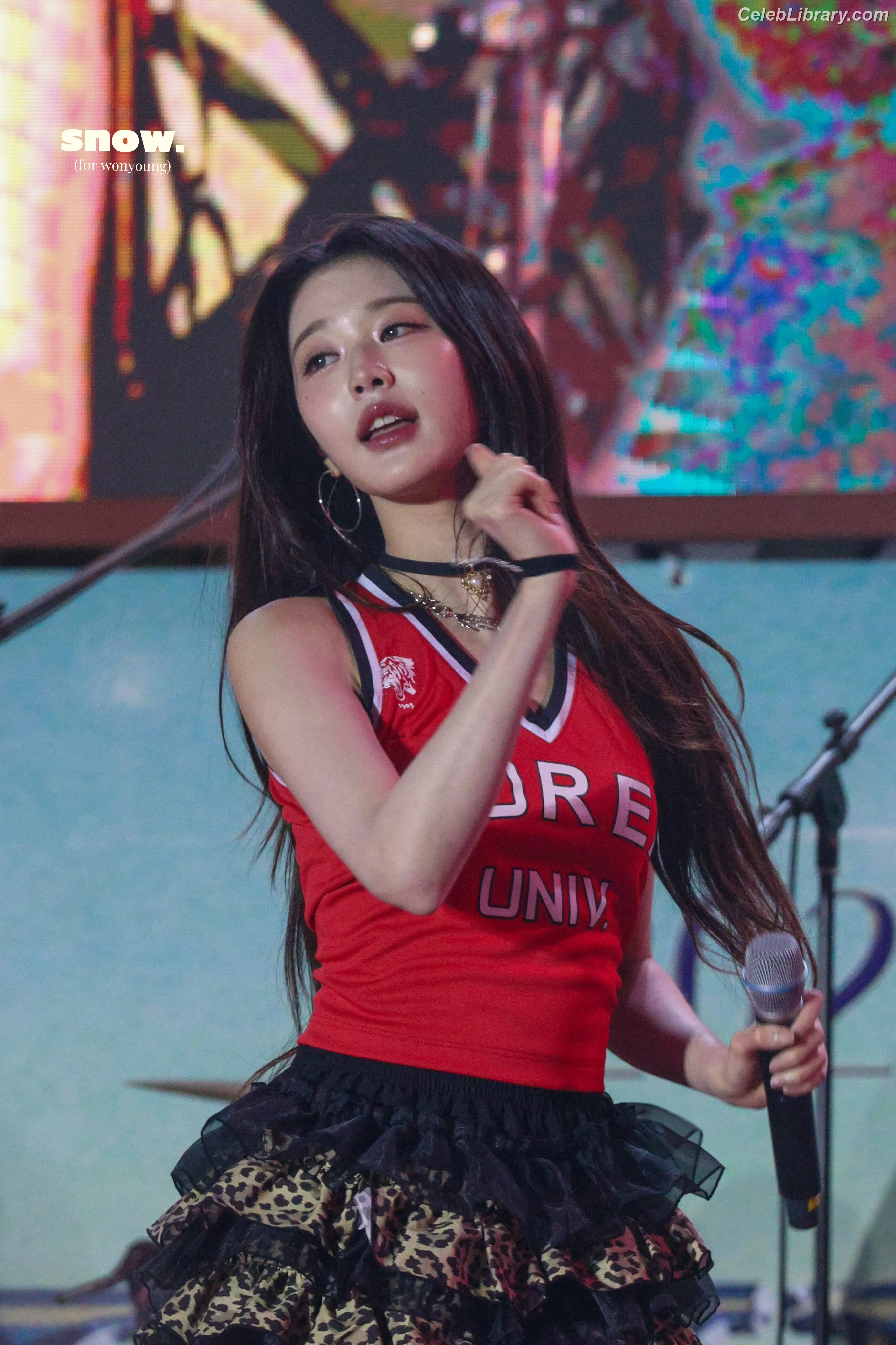 Jang Won-young 장원영 WONYOUNG photo 21 of 5845