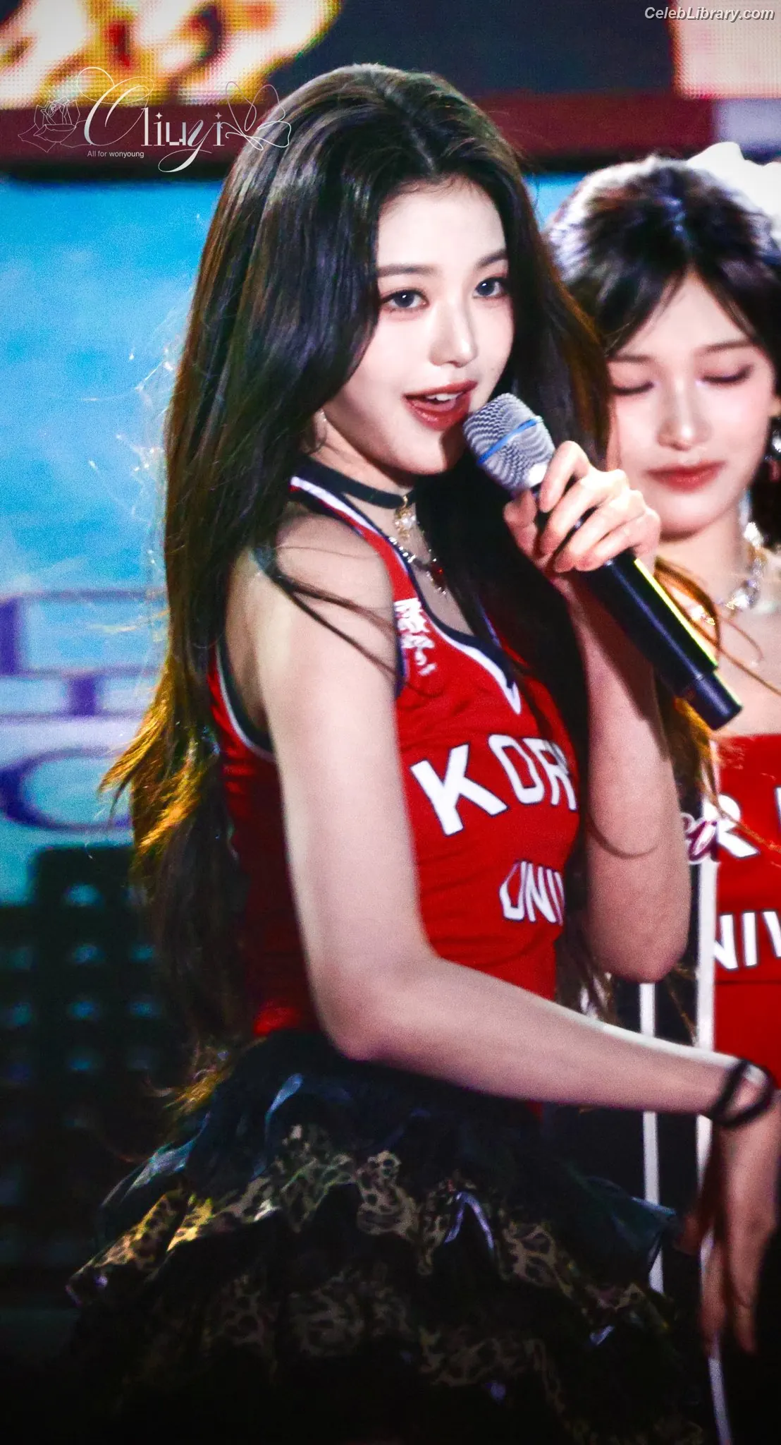 Jang Won-young 장원영 WONYOUNG photo 1 of 5845