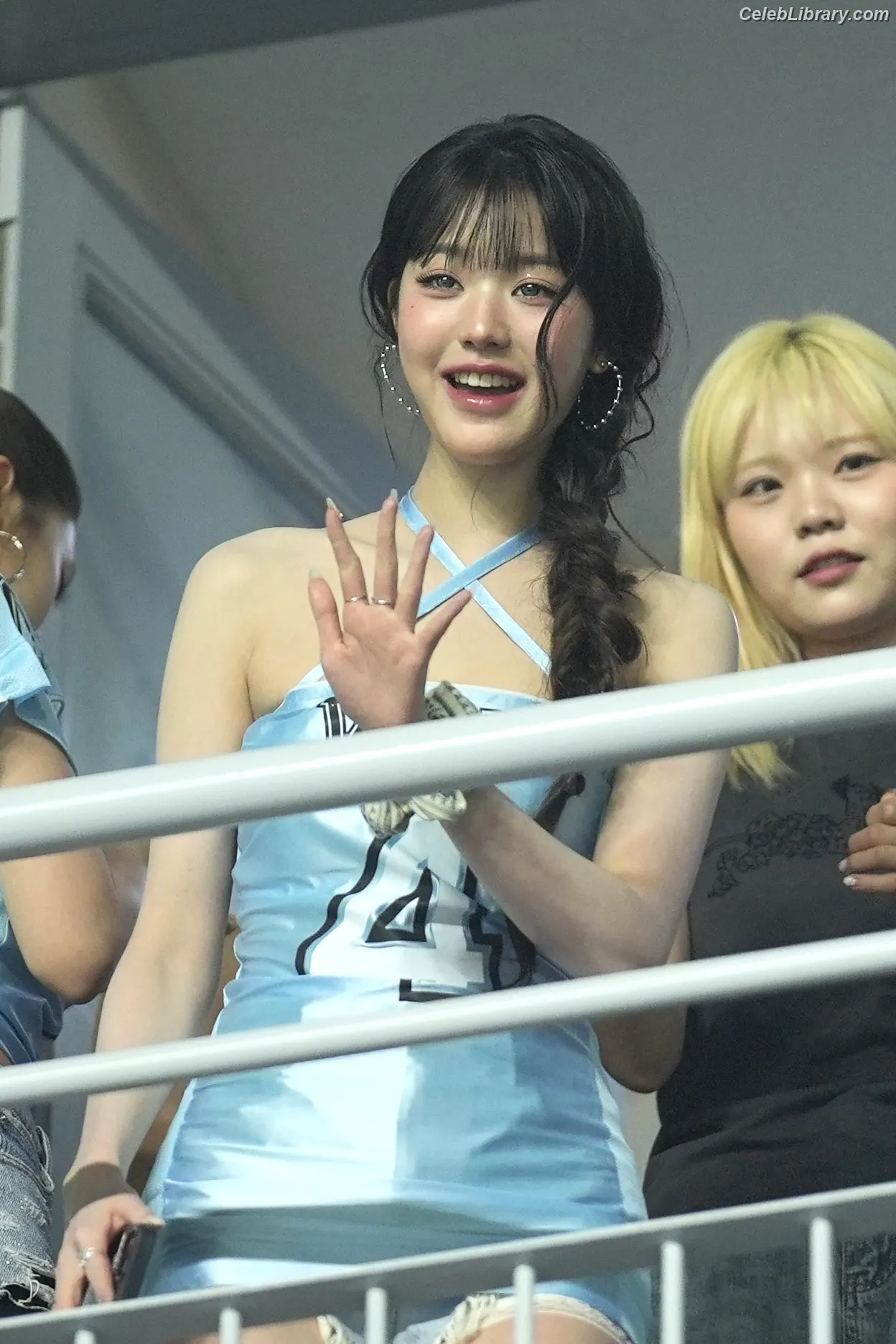 Jang Won-young 장원영 WONYOUNG photo 17 of 5845
