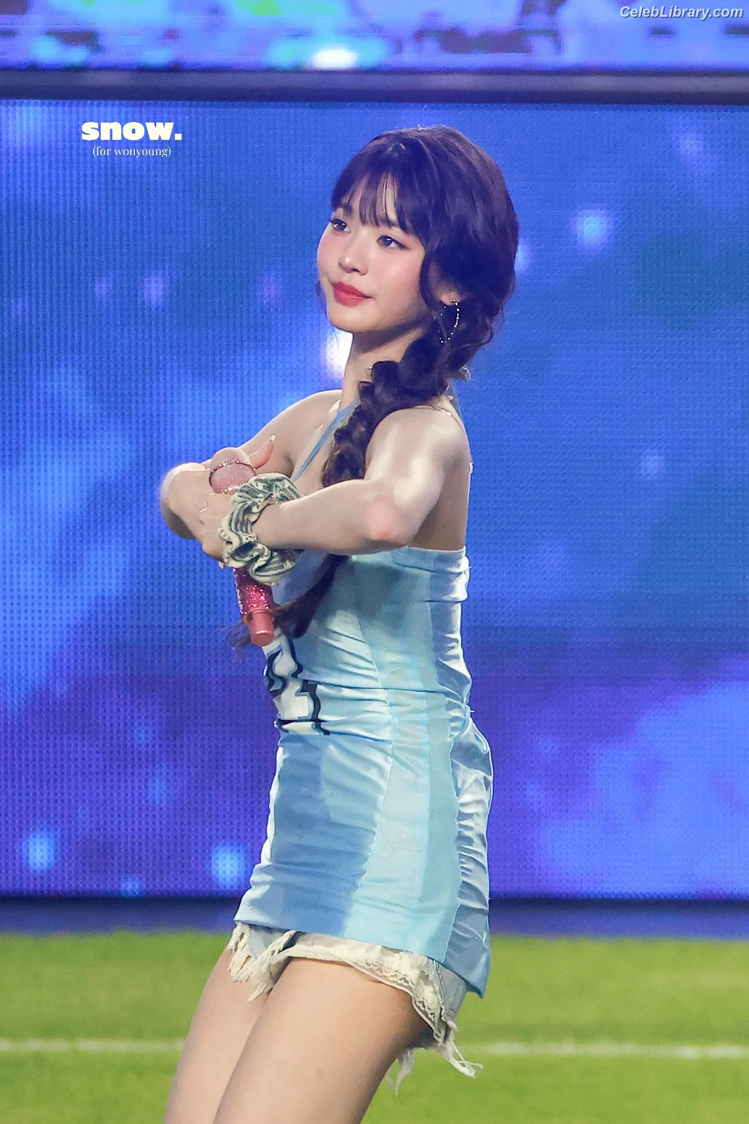 Jang Won-young 장원영 WONYOUNG photo 21 of 5845