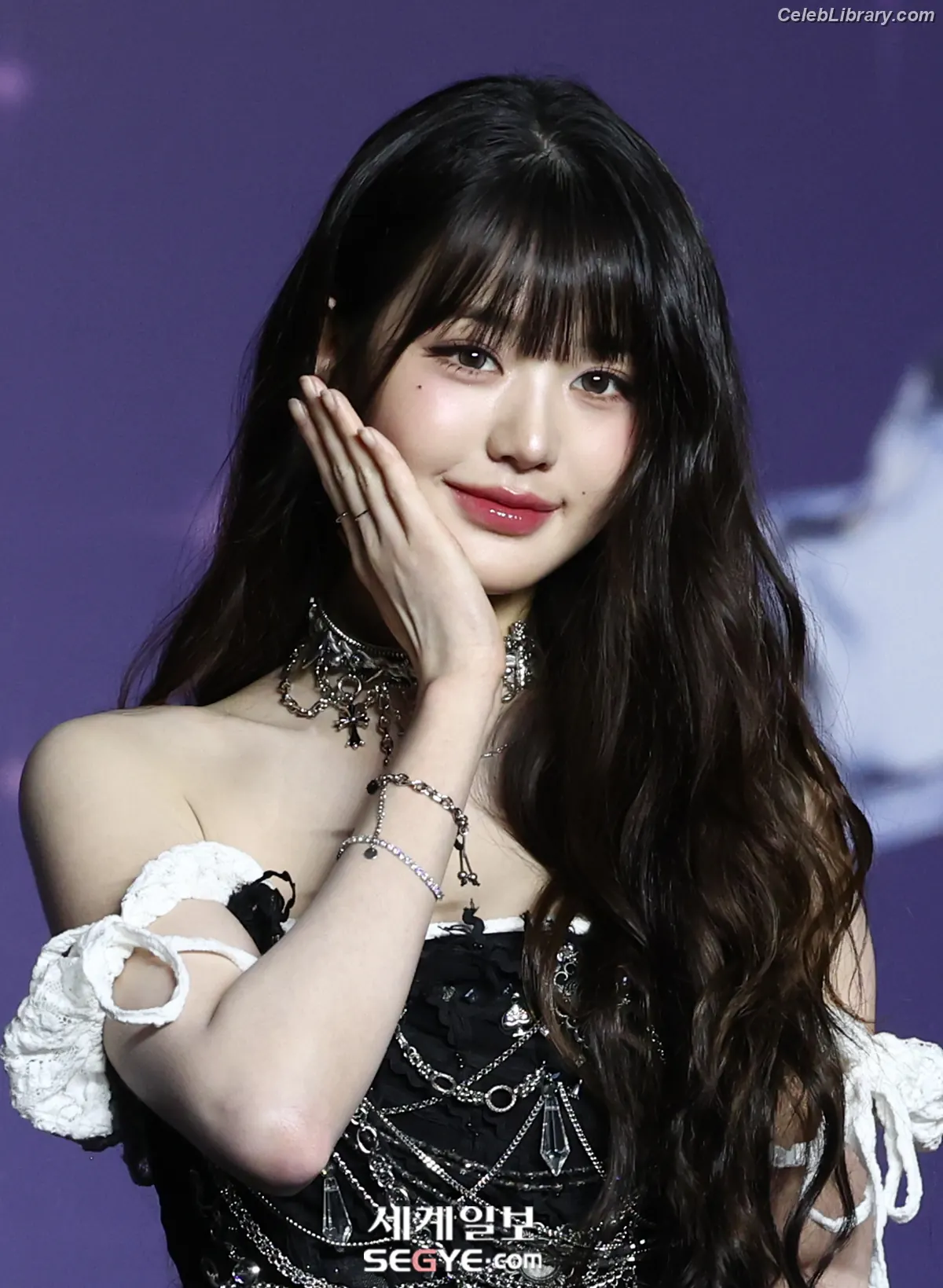 Jang Won-young 장원영 WONYOUNG photo 4 of 5845