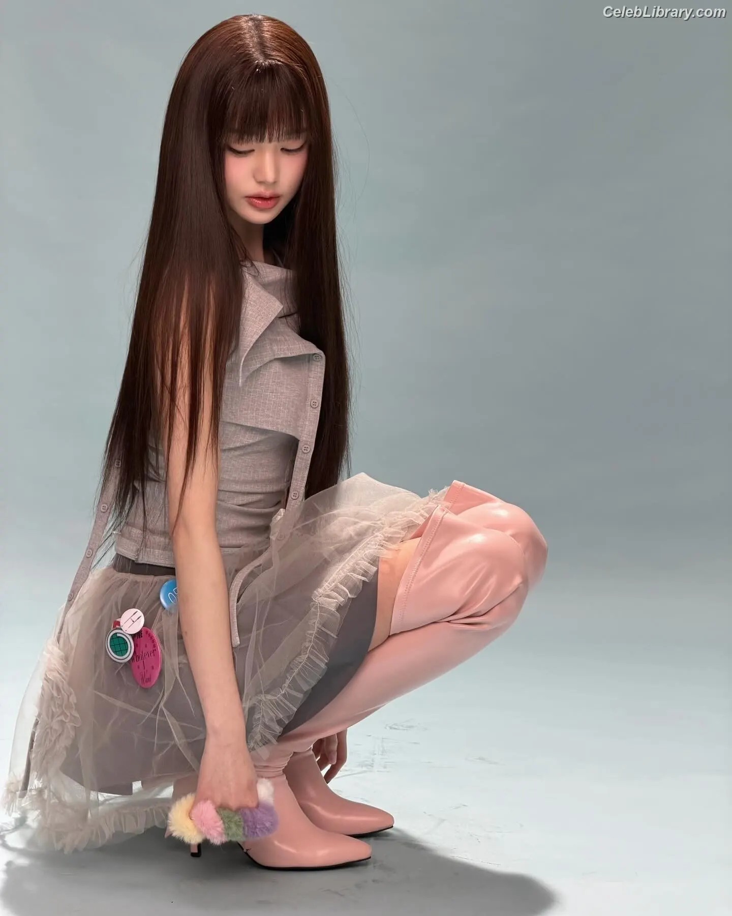 Jang Won-young  장원영 WONYOUNG photo 5 of 5845