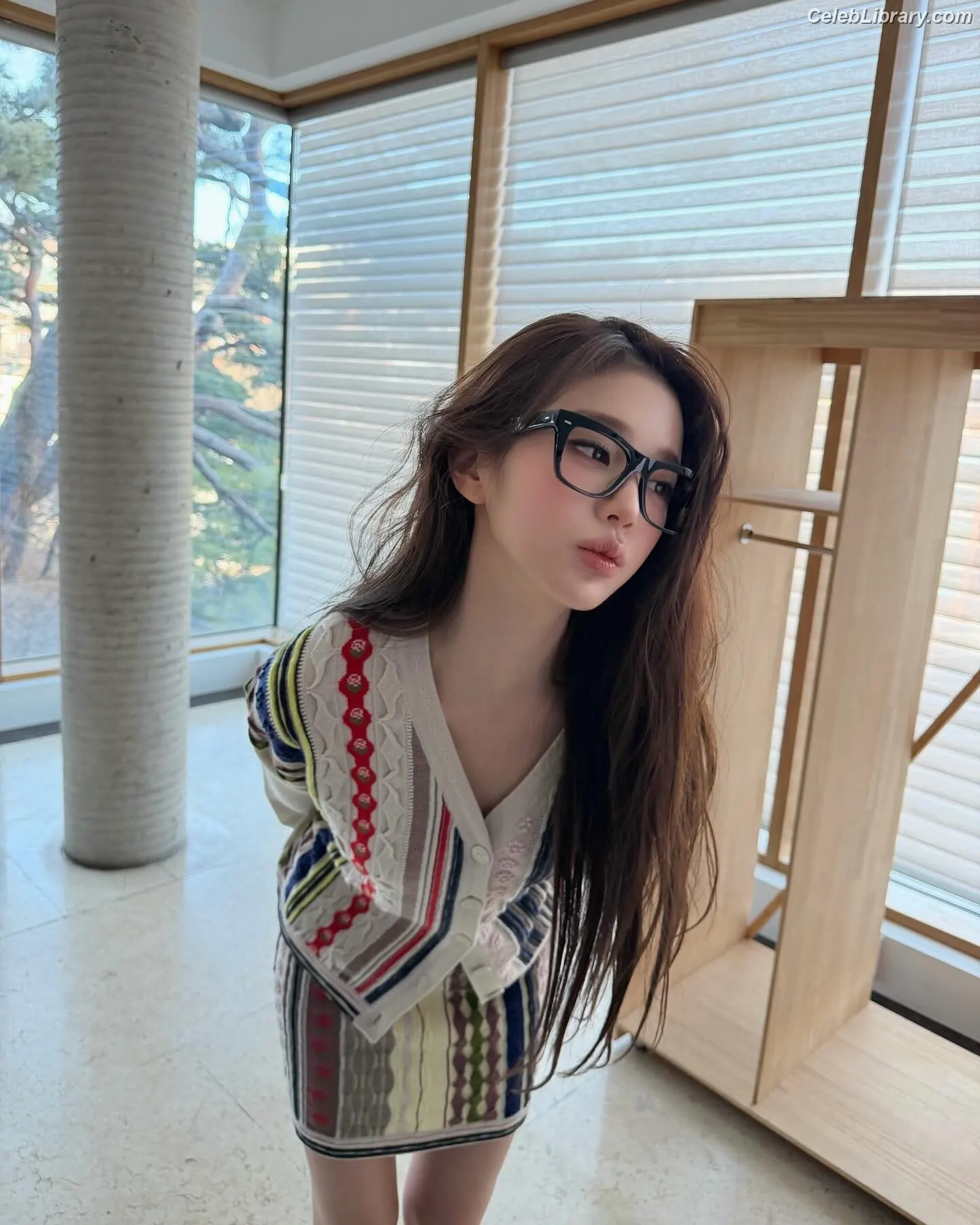 Jang Won-young  장원영 WONYOUNG photo 10 of 5845