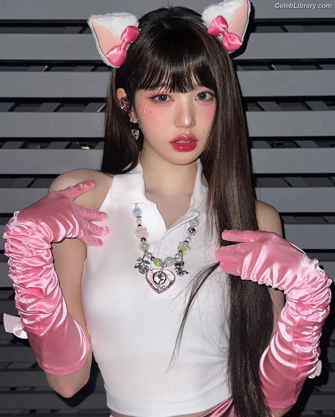 Jang Won-young  장원영 WONYOUNG photo 1 of 5845