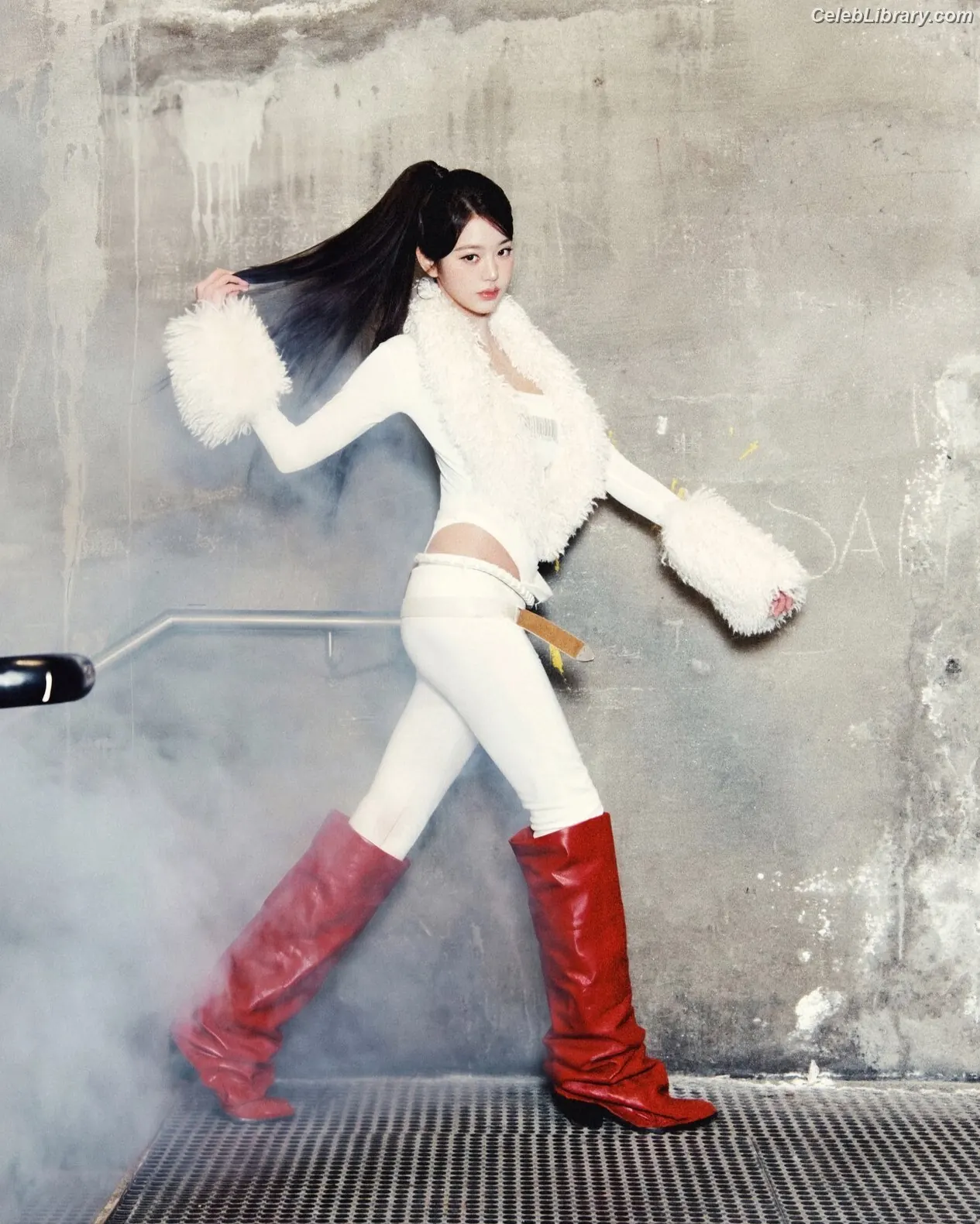 Jang Won-young  장원영 WONYOUNG photo 15 of 5845