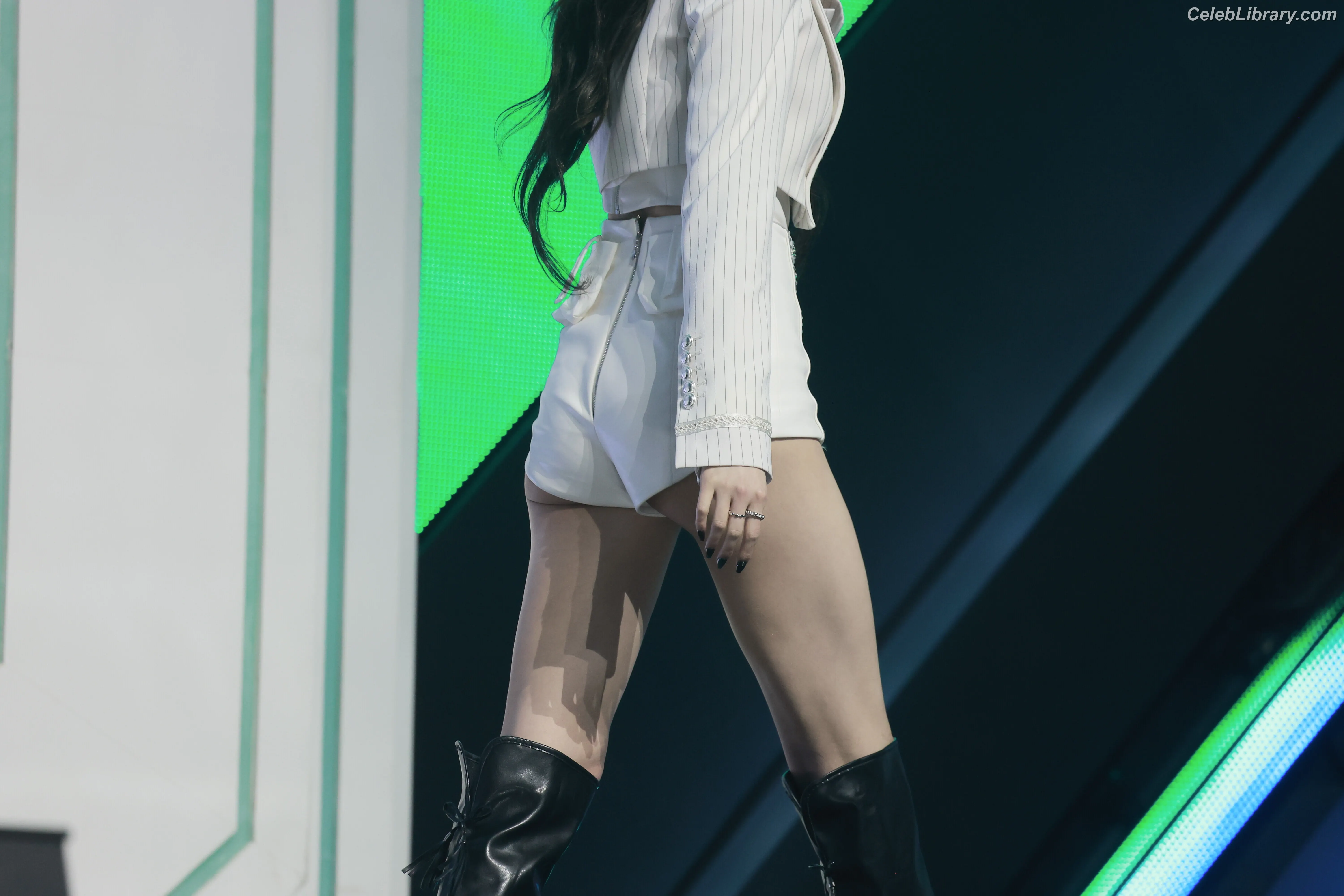 Jang Won-young  장원영 WONYOUNG photo 3 of 5845