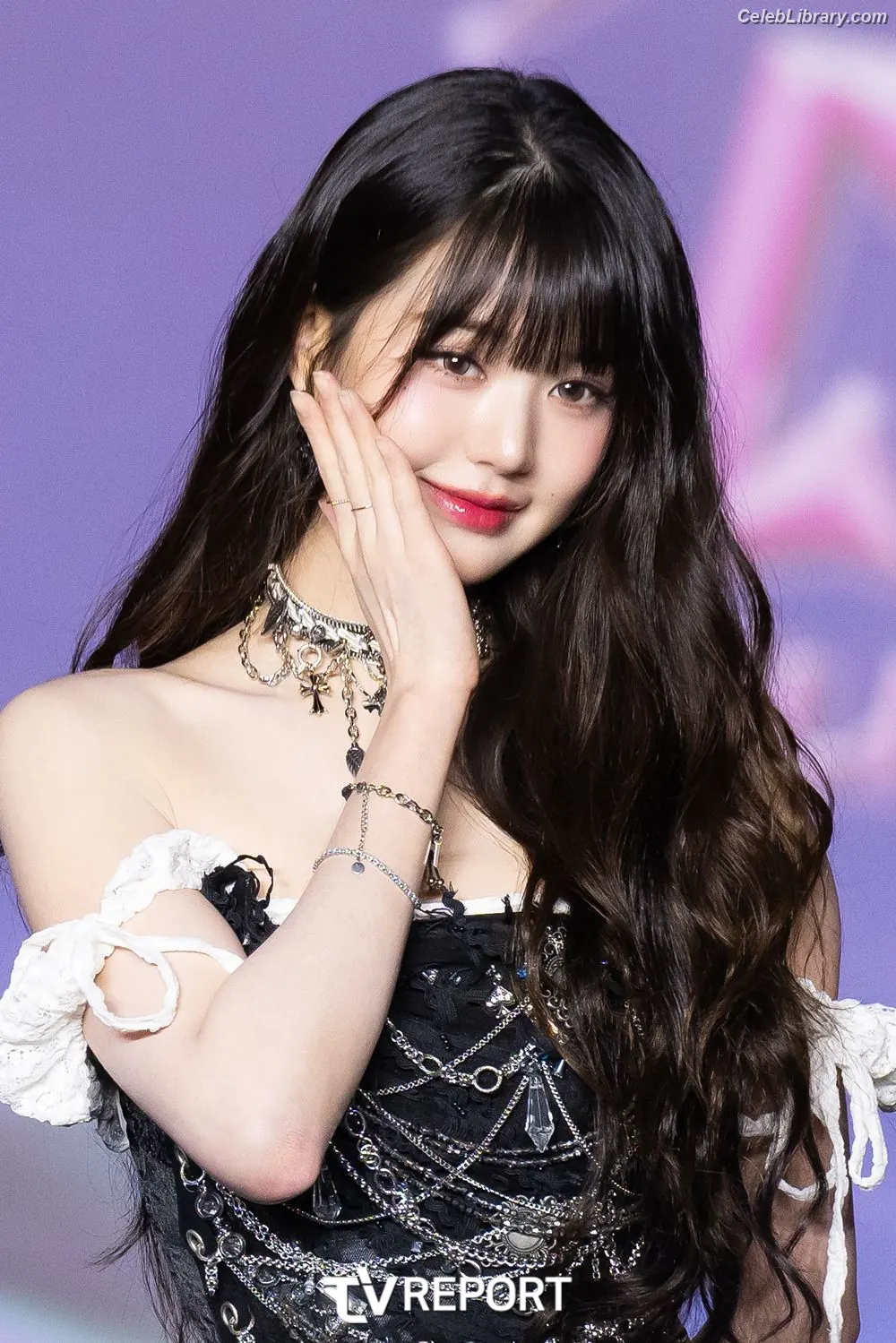 Jang Won-young  장원영 WONYOUNG photo 4 of 5845