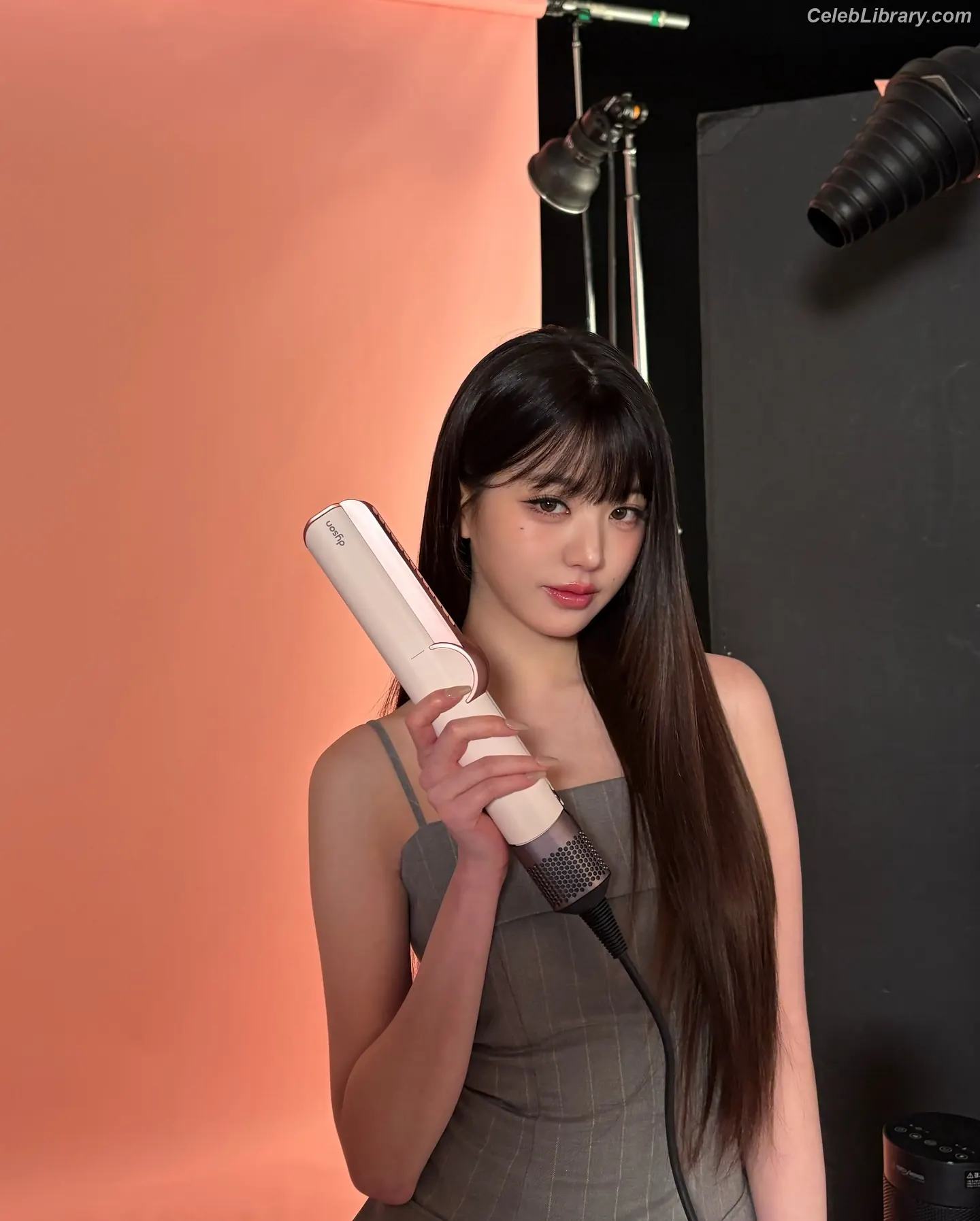 Jang Won-young  장원영 WONYOUNG photo 17 of 5845