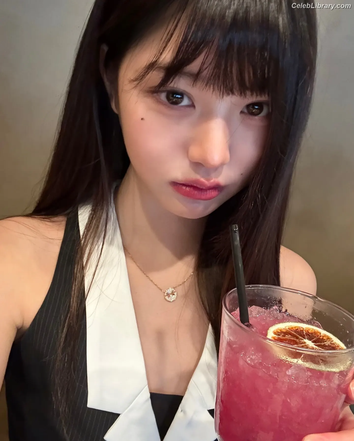 Jang Won-young 장원영 WONYOUNG photo 8 of 5845