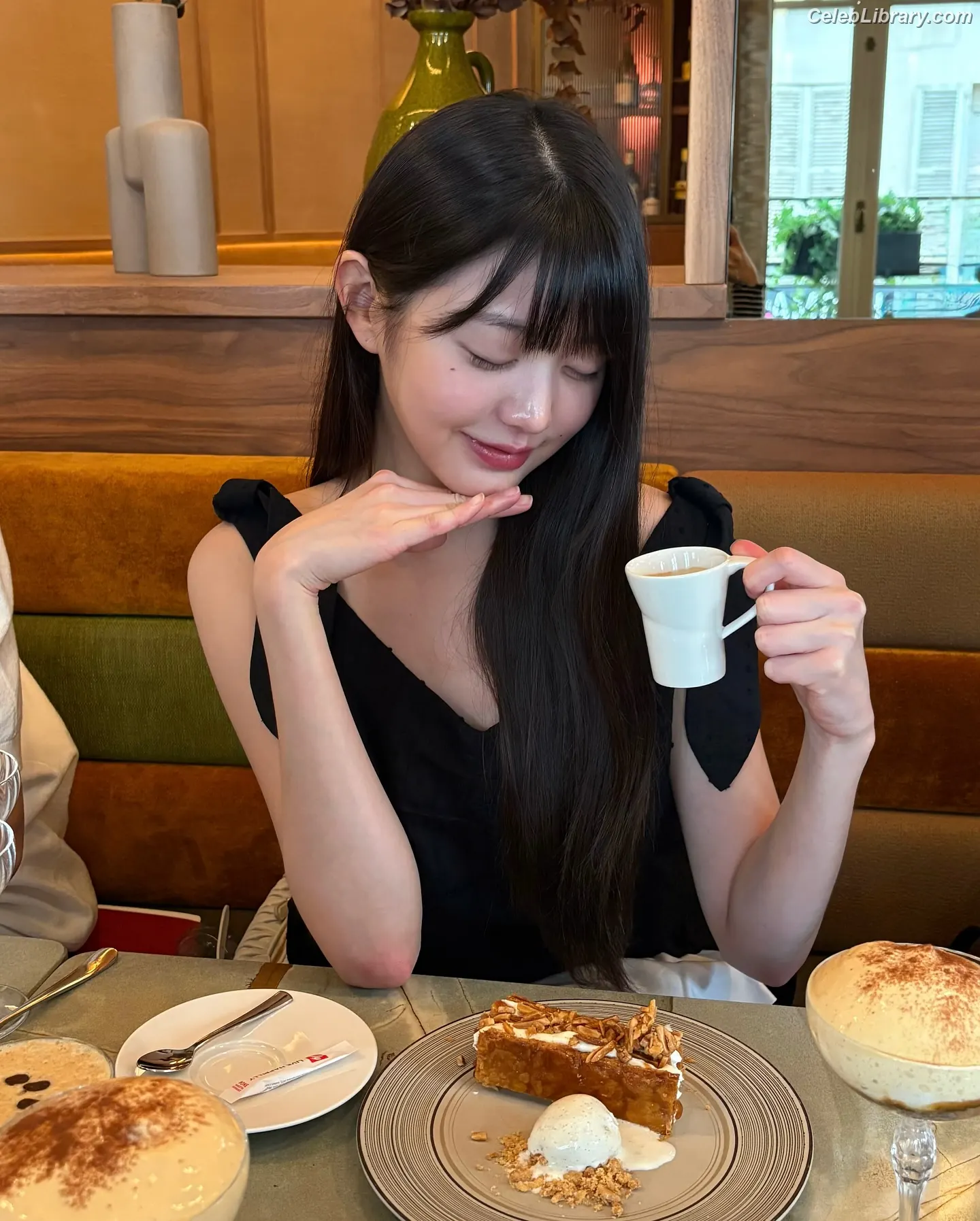 Jang Won-young 장원영 WONYOUNG photo 13 of 5845