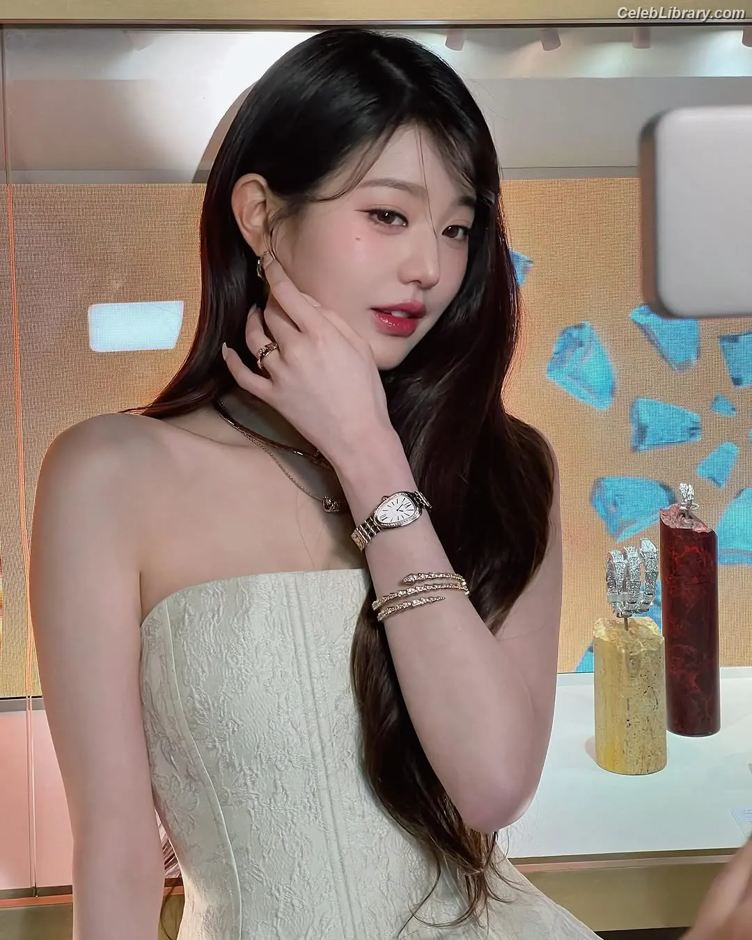 Jang Won-young  장원영 WONYOUNG photo 5 of 5845