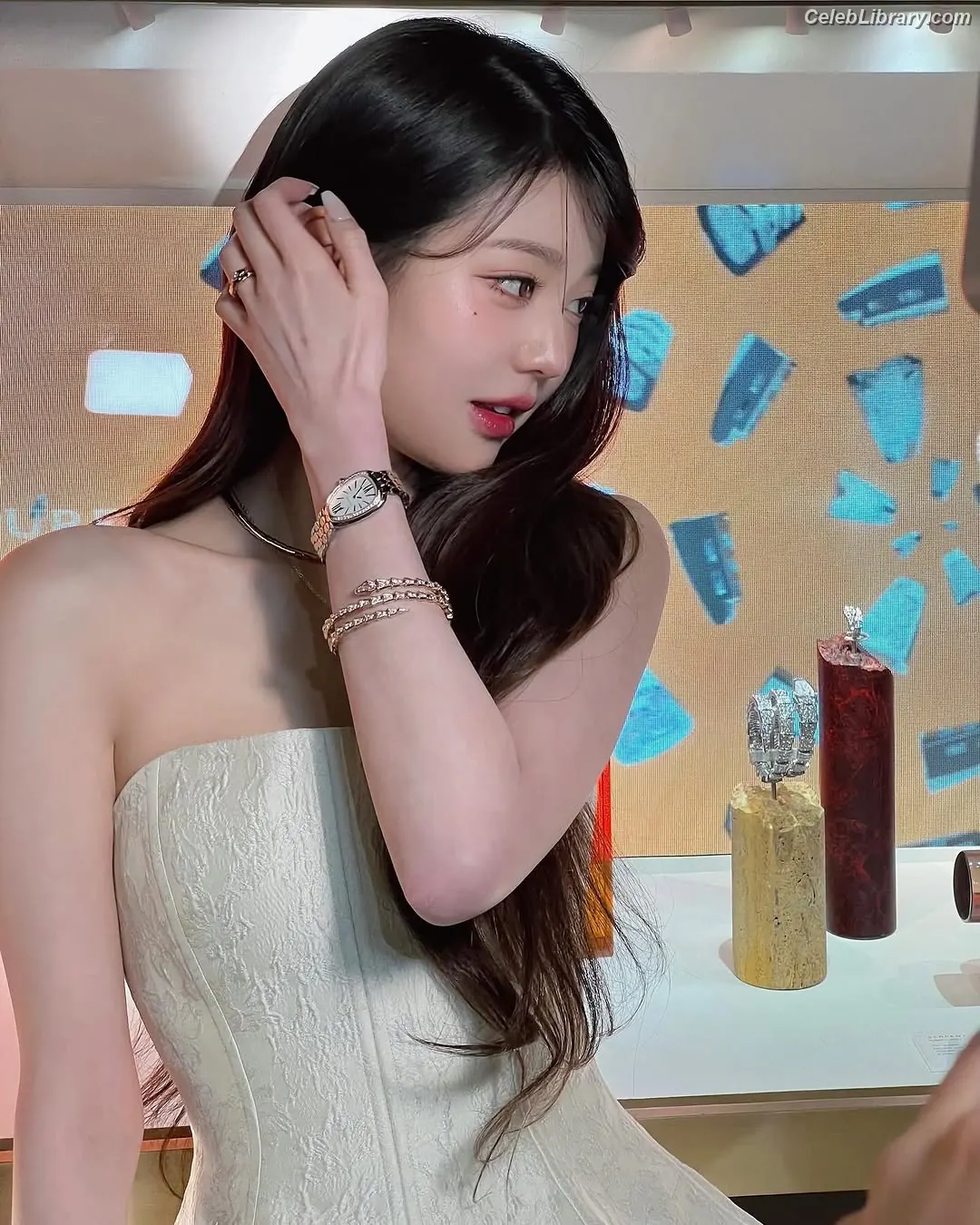 Jang Won-young  장원영 WONYOUNG photo 12 of 5845