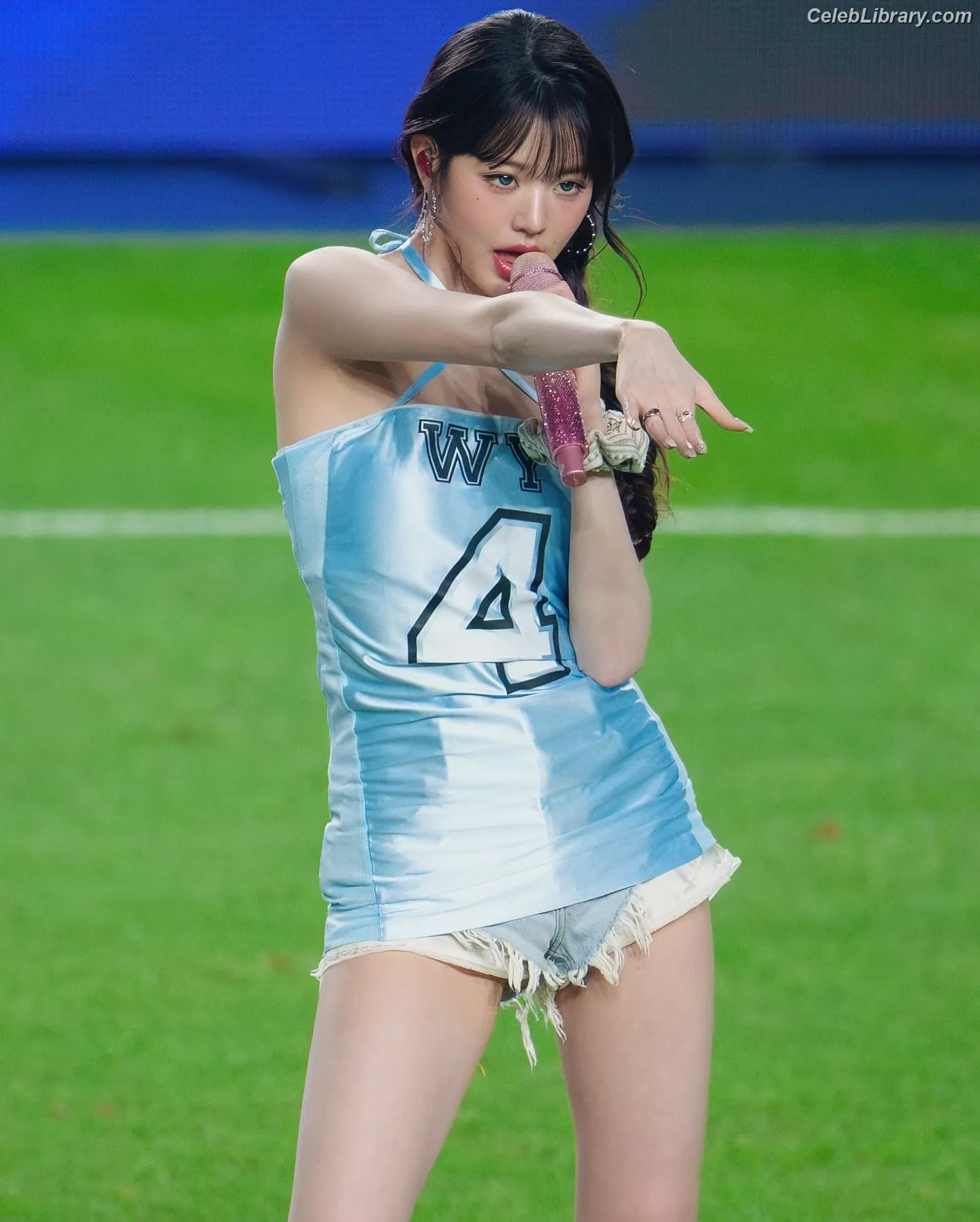 Jang Won-young 장원영 WONYOUNG photo 14 of 5845