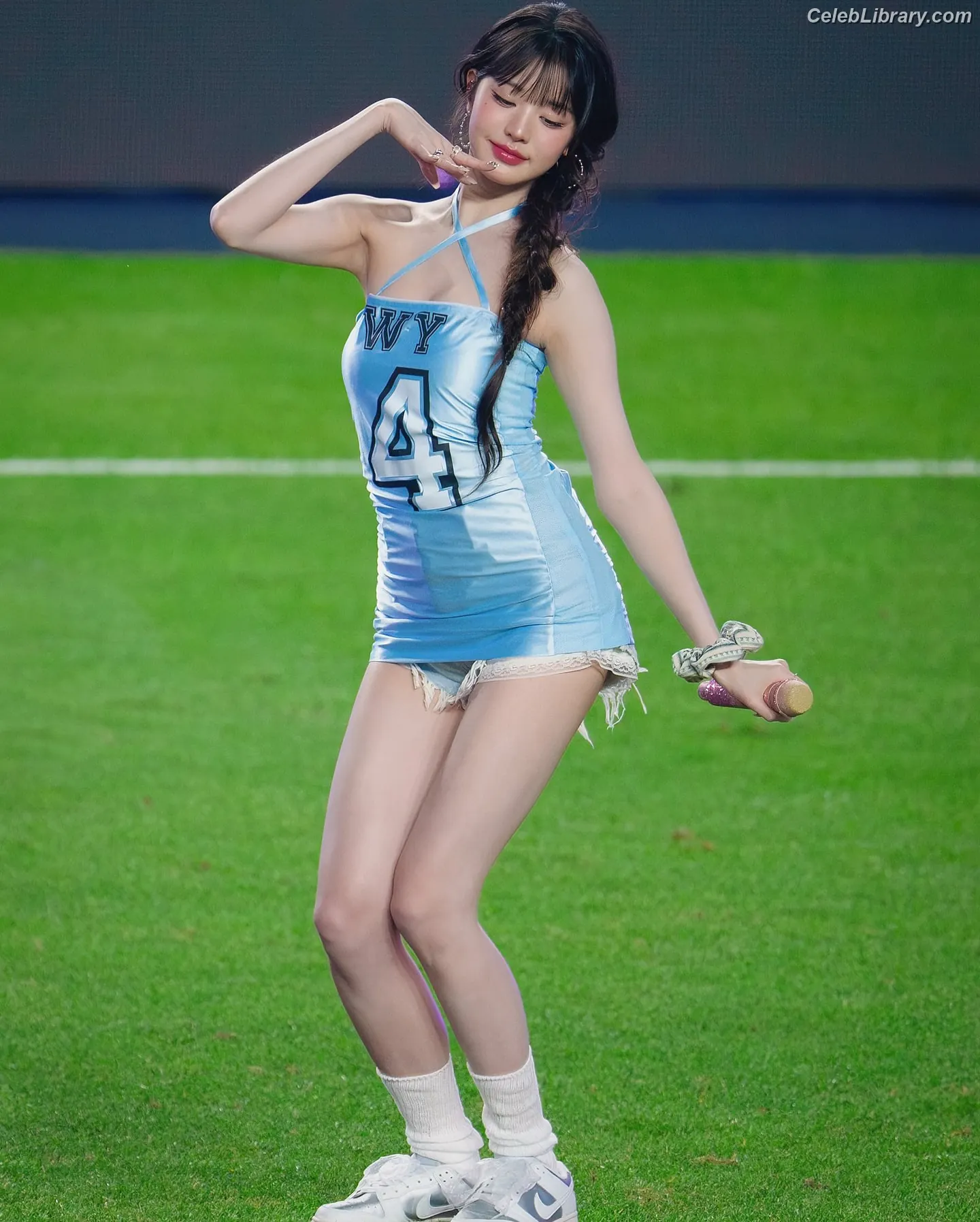 Jang Won-young 장원영 WONYOUNG photo 17 of 5845
