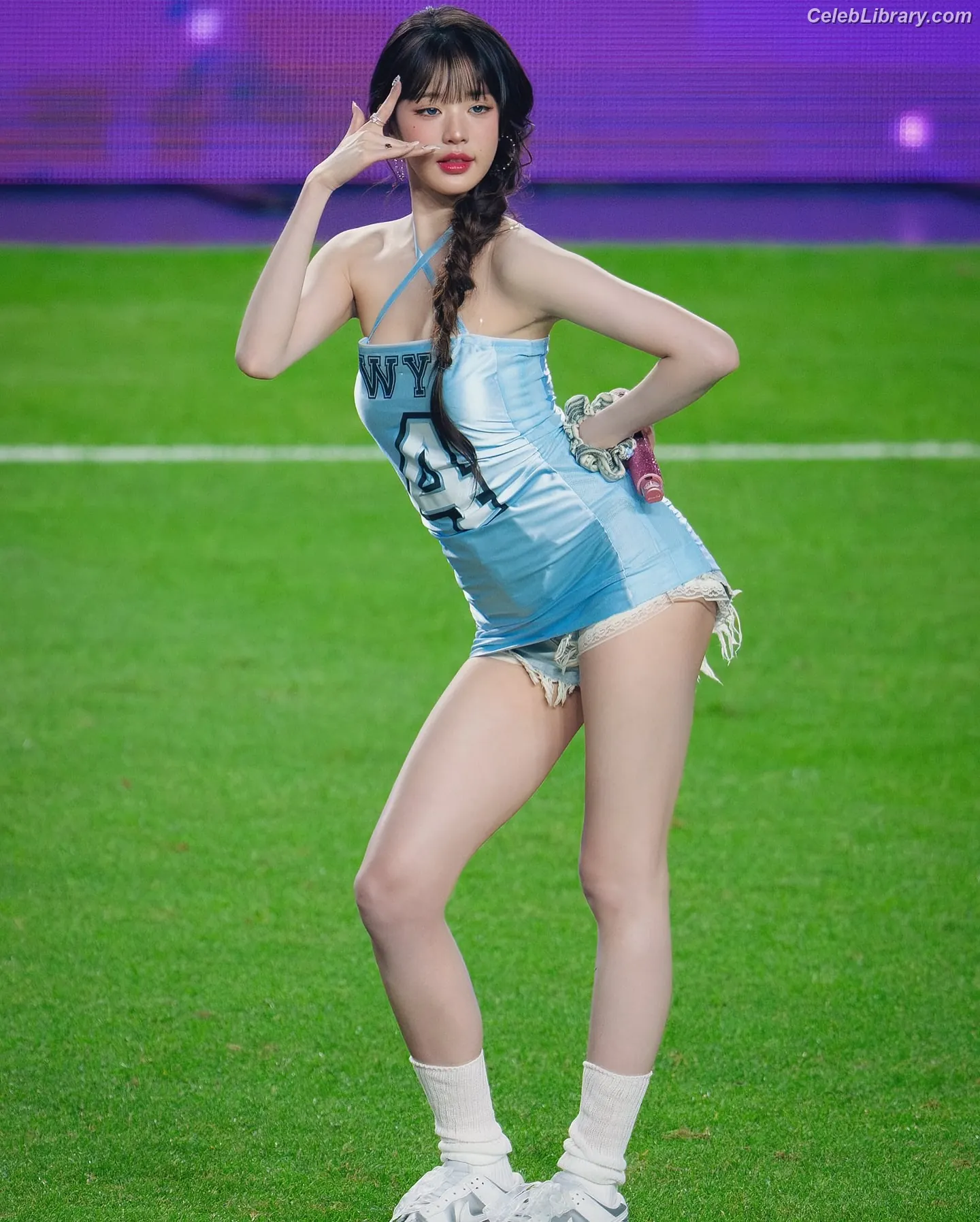 Jang Won-young 장원영 WONYOUNG photo 19 of 5845