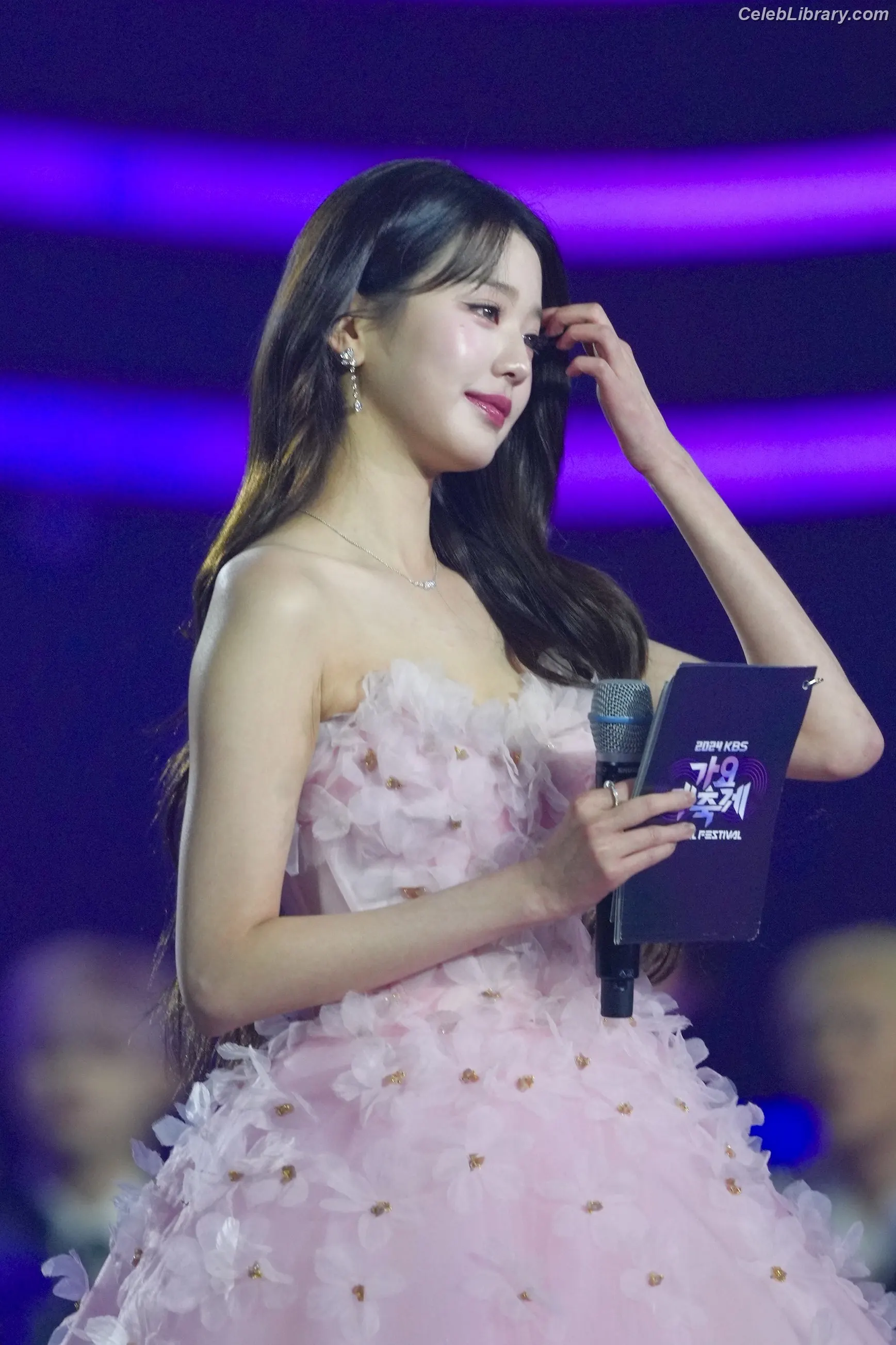 Jang Won-young  장원영 WONYOUNG photo 24 of 5845