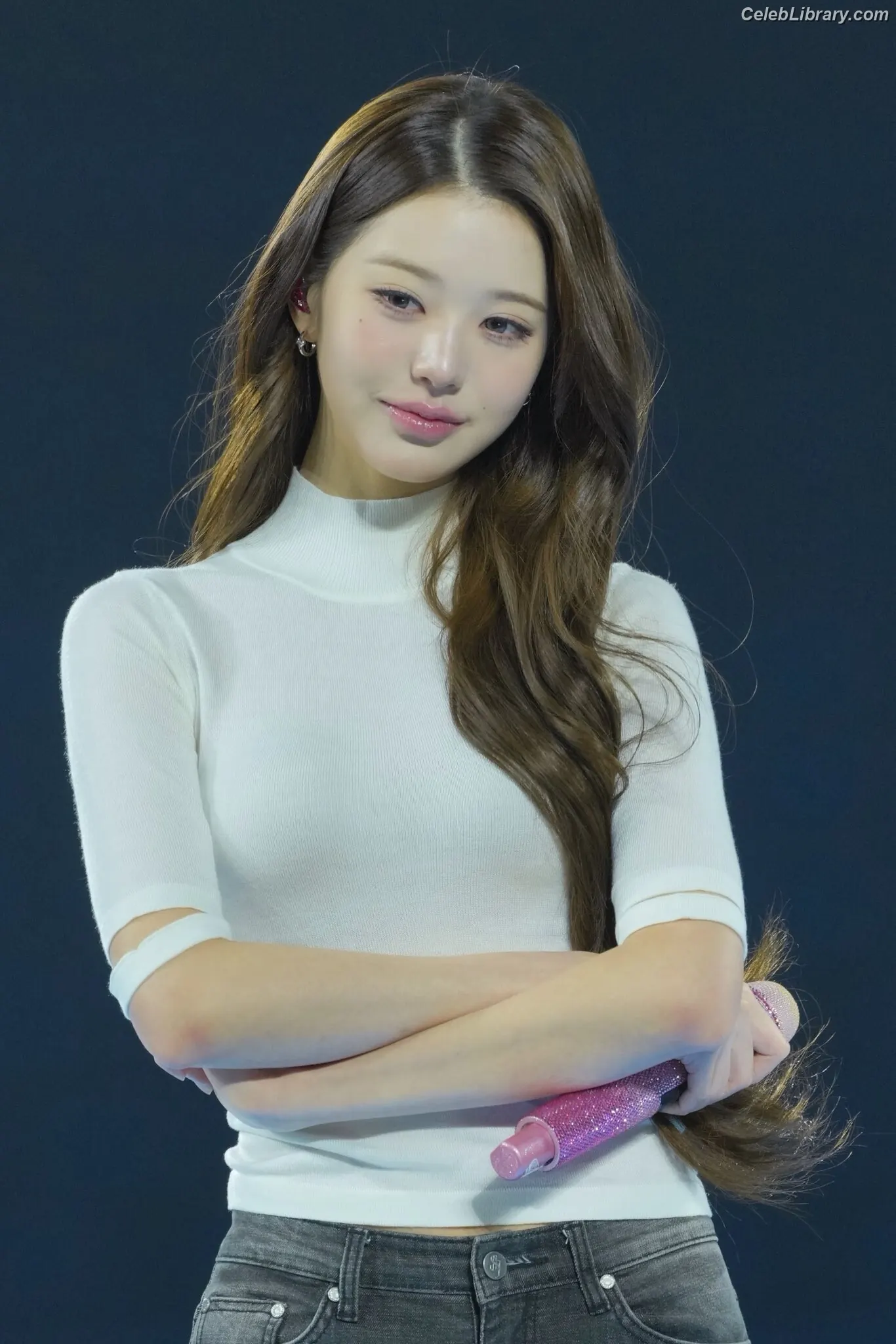 Jang Won-young  장원영 WONYOUNG photo 4 of 5845