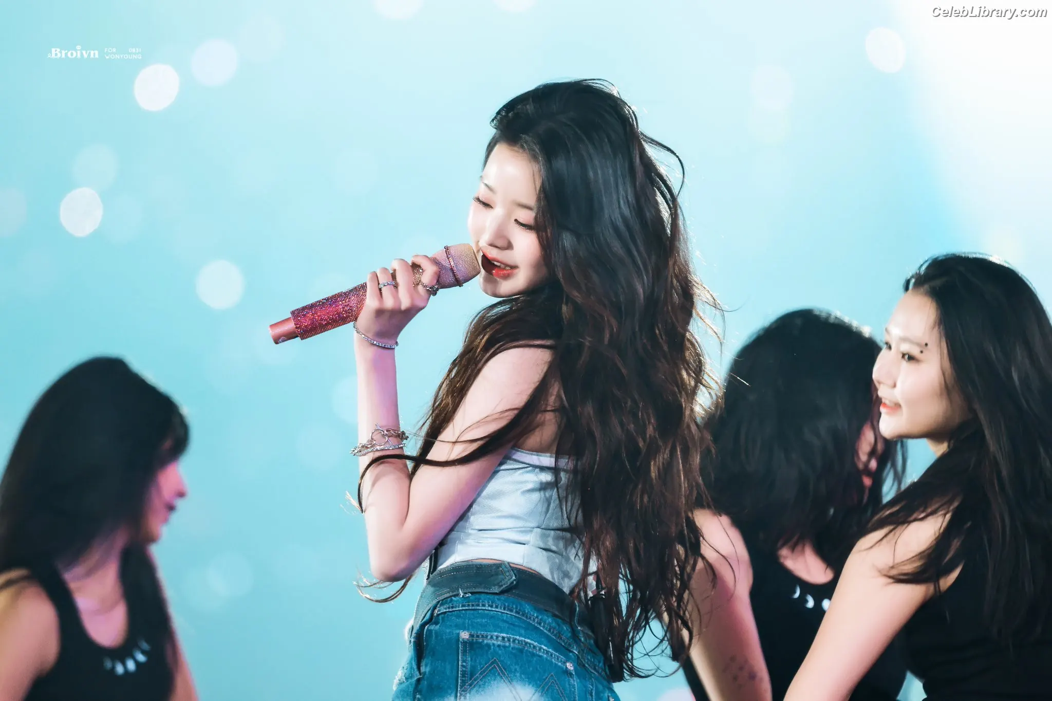 Jang Won-young  장원영 WONYOUNG photo 16 of 5845