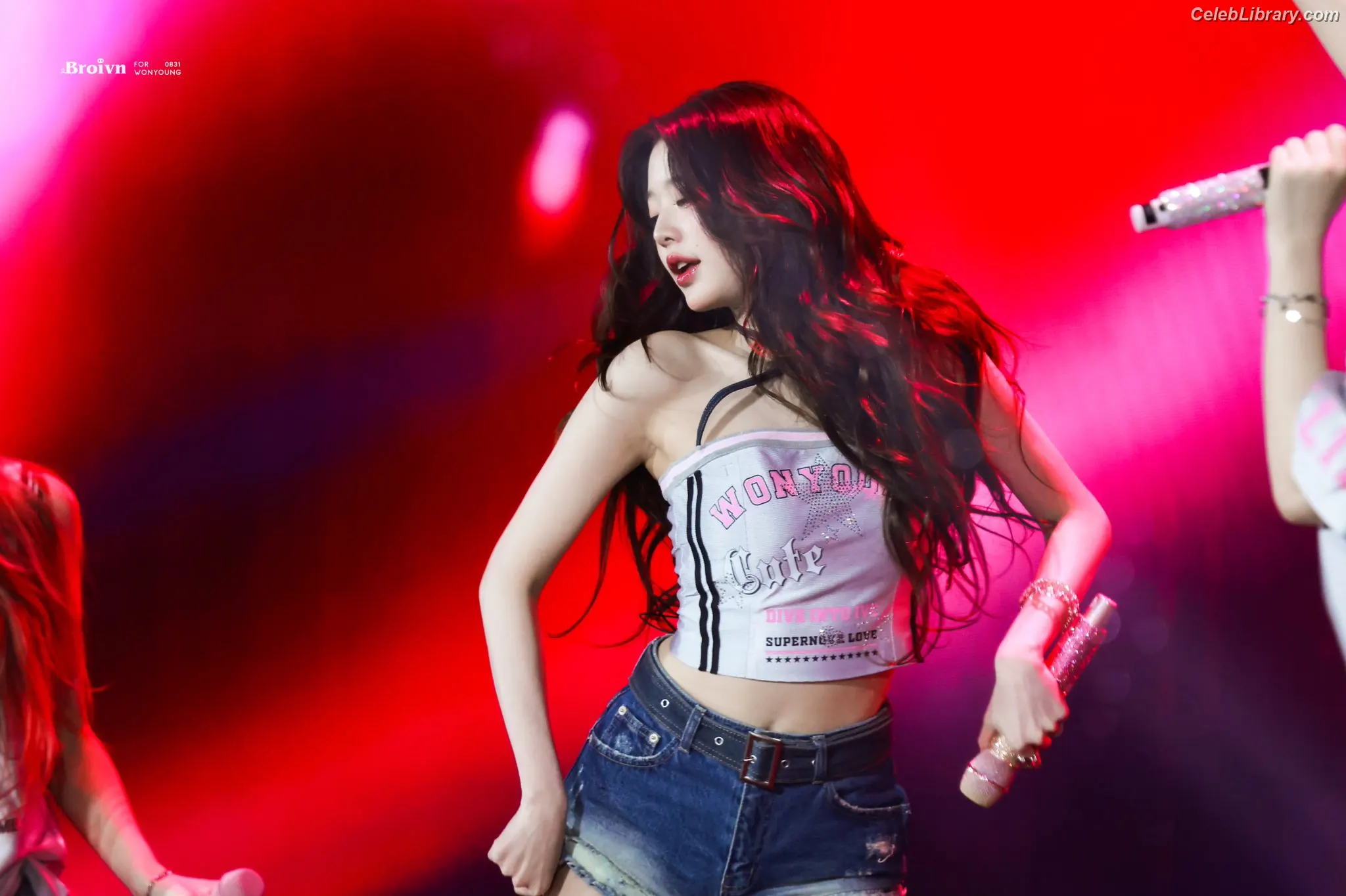 Jang Won-young  장원영 WONYOUNG photo 18 of 5845