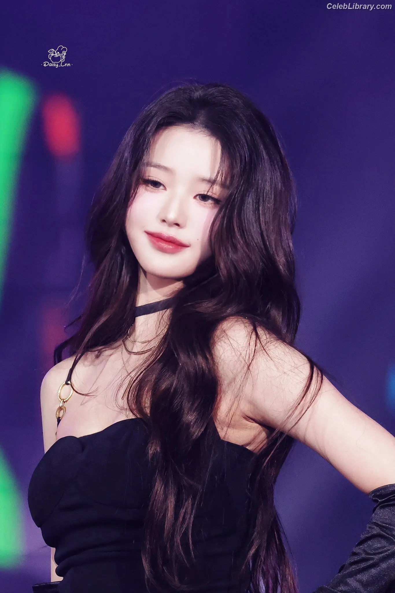 Jang Won-young  장원영 WONYOUNG photo 2 of 5845