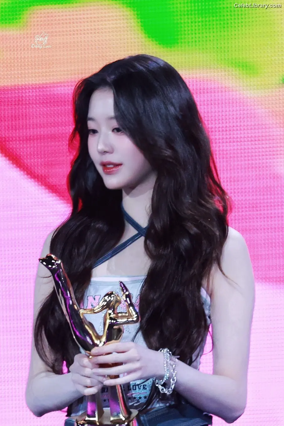 Jang Won-young  장원영 WONYOUNG photo 4 of 5845