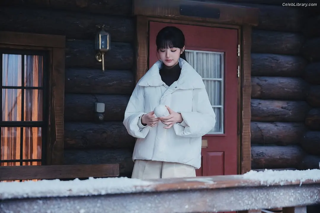 Jang Won-young  장원영 WONYOUNG photo 22 of 5845