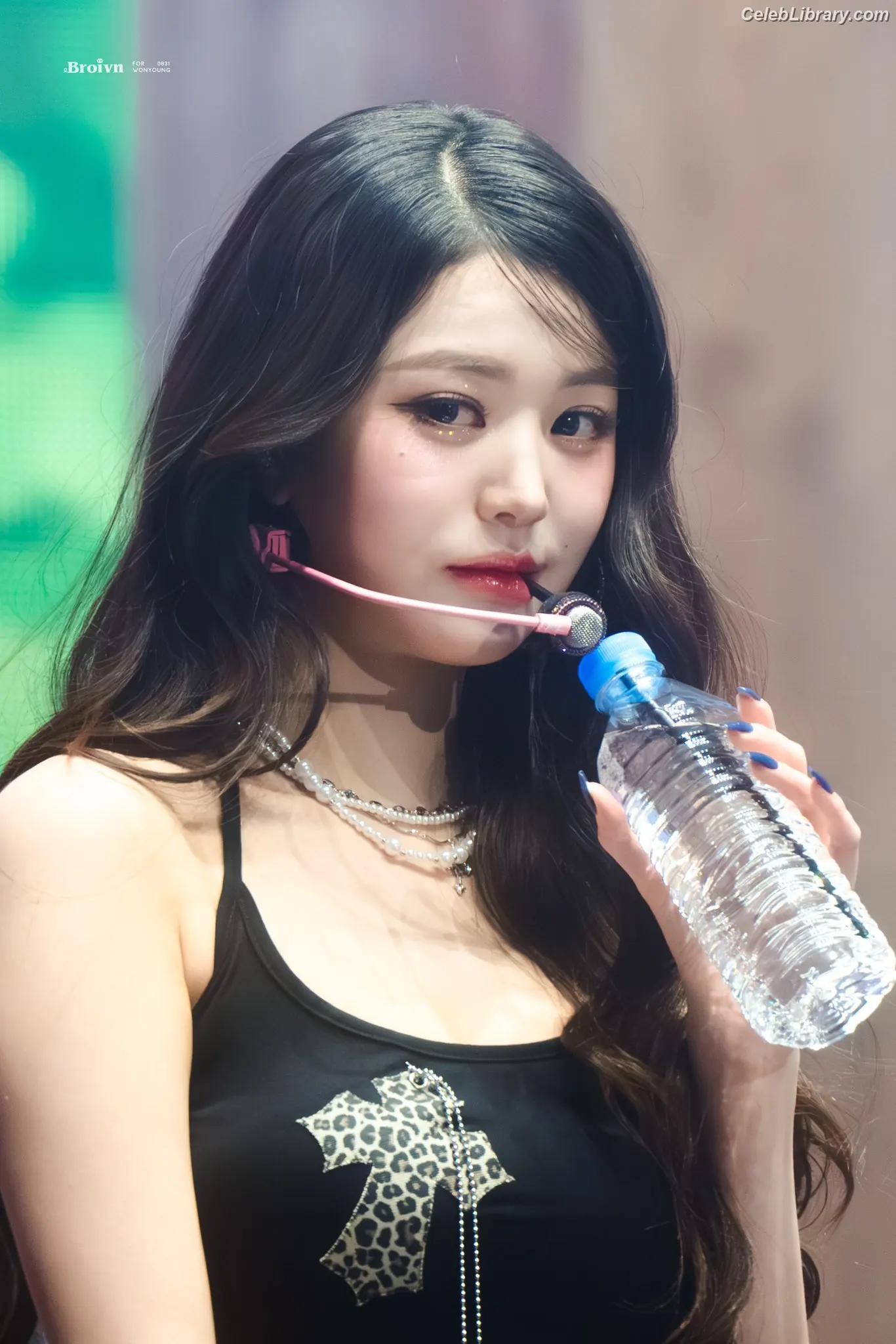 Jang Won-young  장원영 WONYOUNG photo 18 of 5845