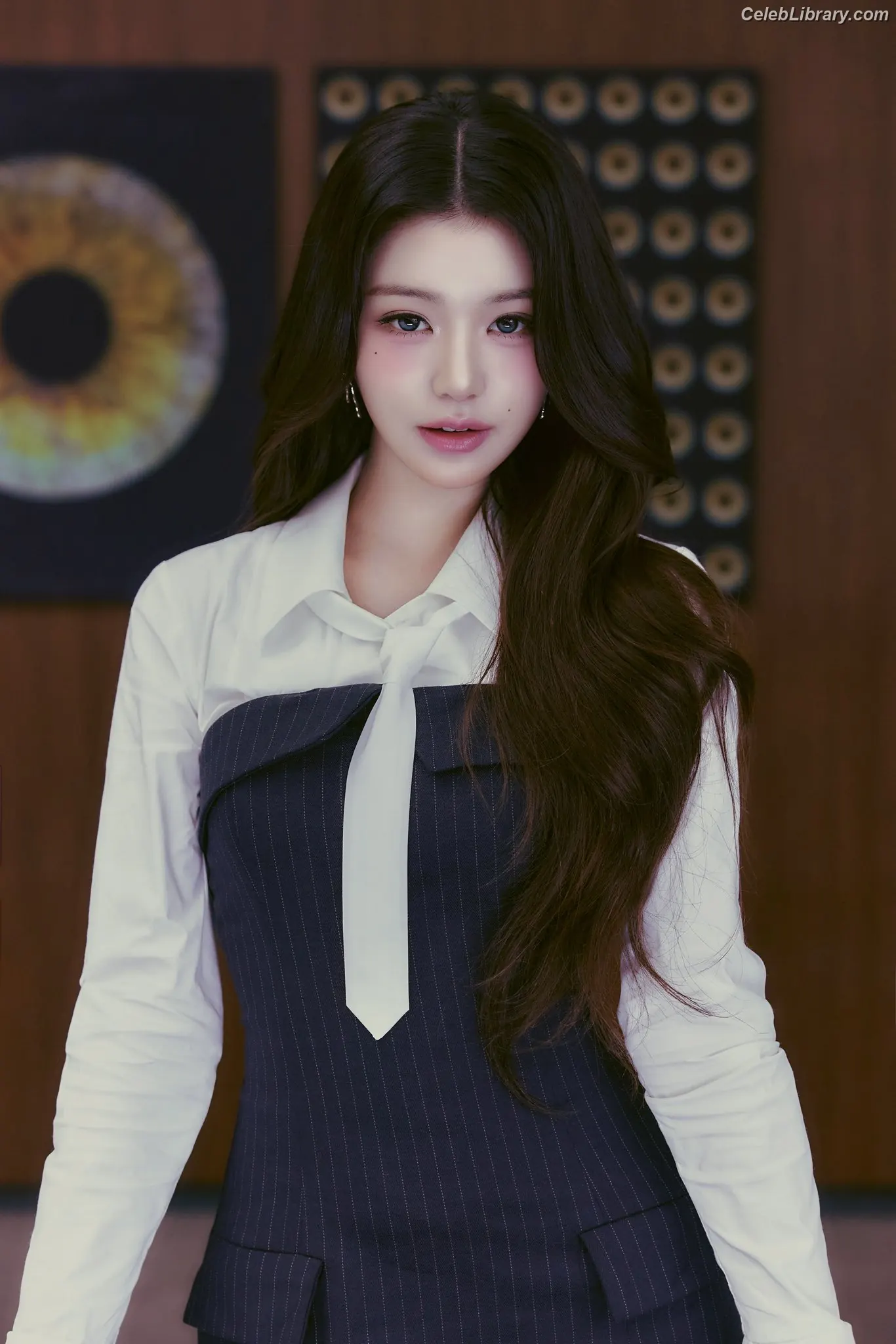 Jang Won-young  장원영 WONYOUNG photo 3 of 5845
