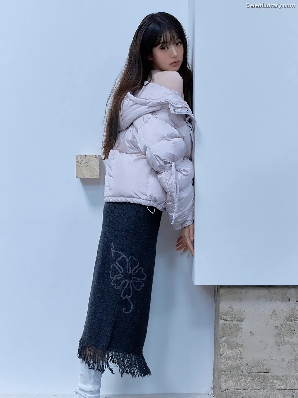 Jang Won-young  장원영 WONYOUNG photo 10 of 5845