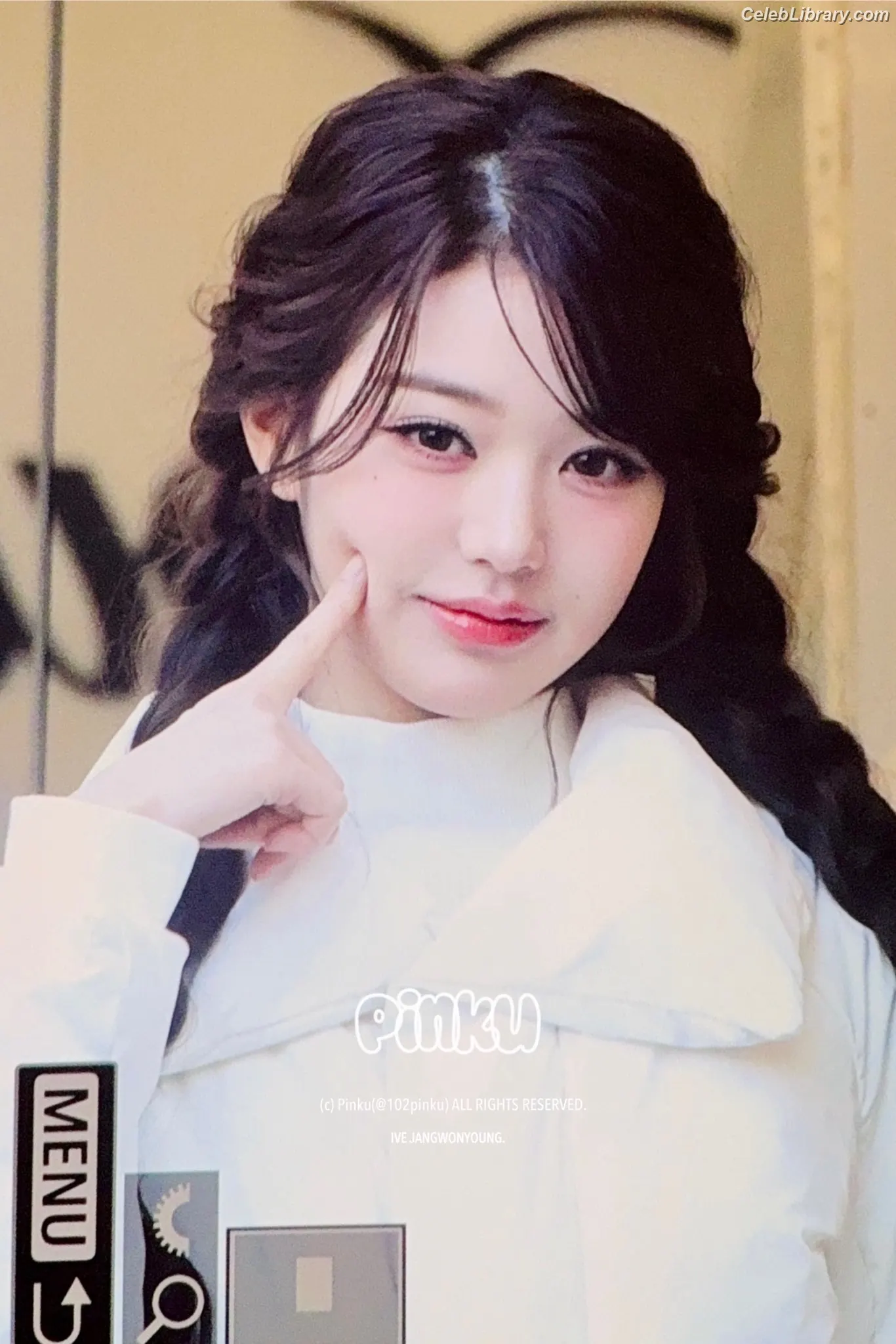 Jang Won-young  장원영 WONYOUNG photo 19 of 5845