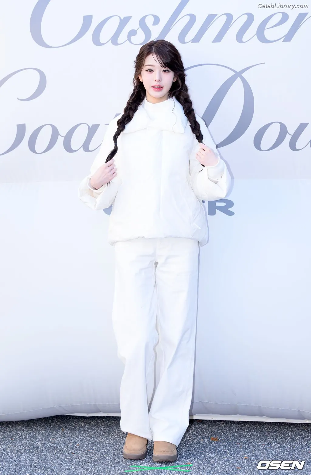 Jang Won-young  장원영 WONYOUNG photo 5 of 5845