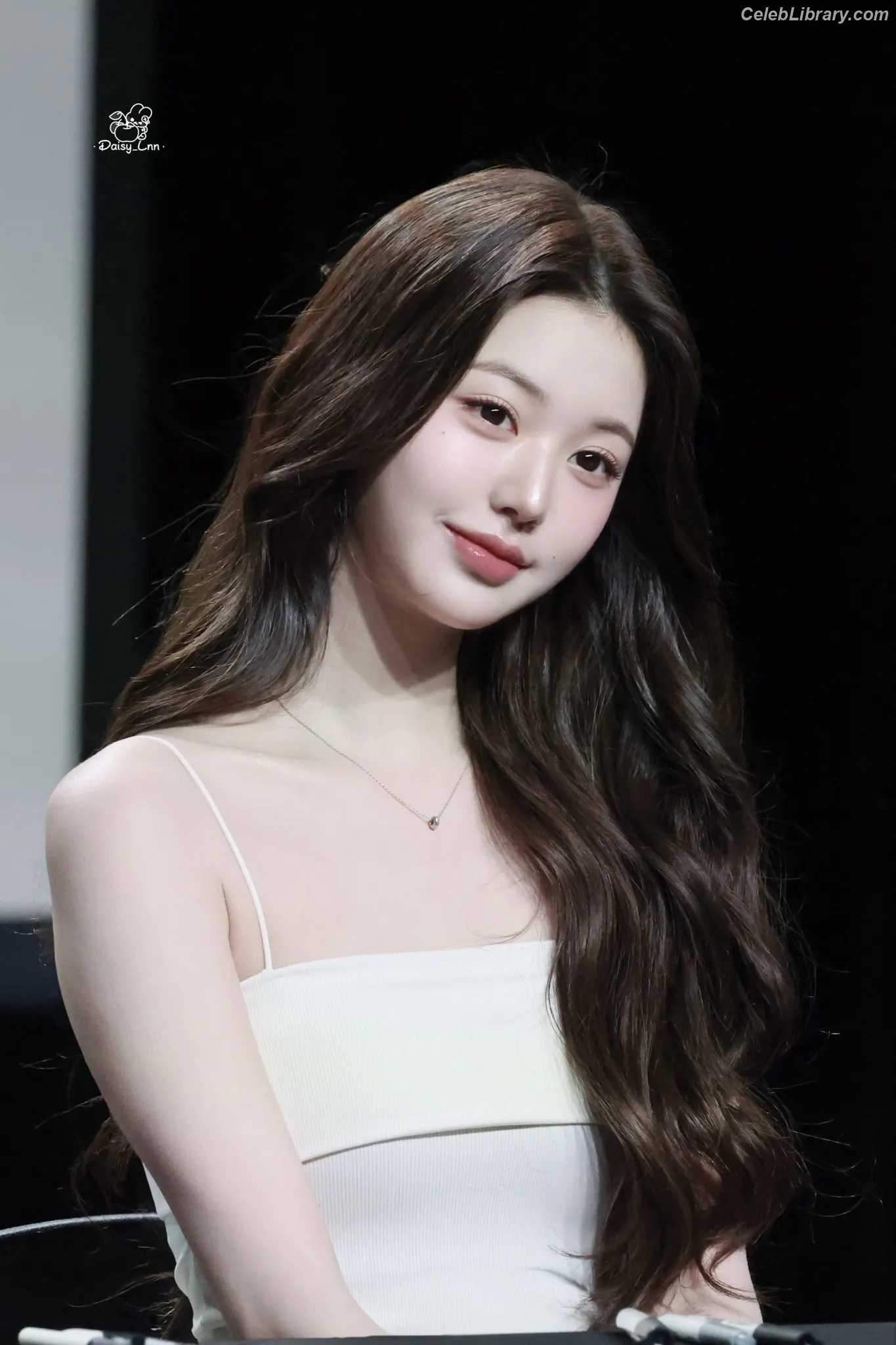 Jang Won-young  장원영 WONYOUNG photo 12 of 5845