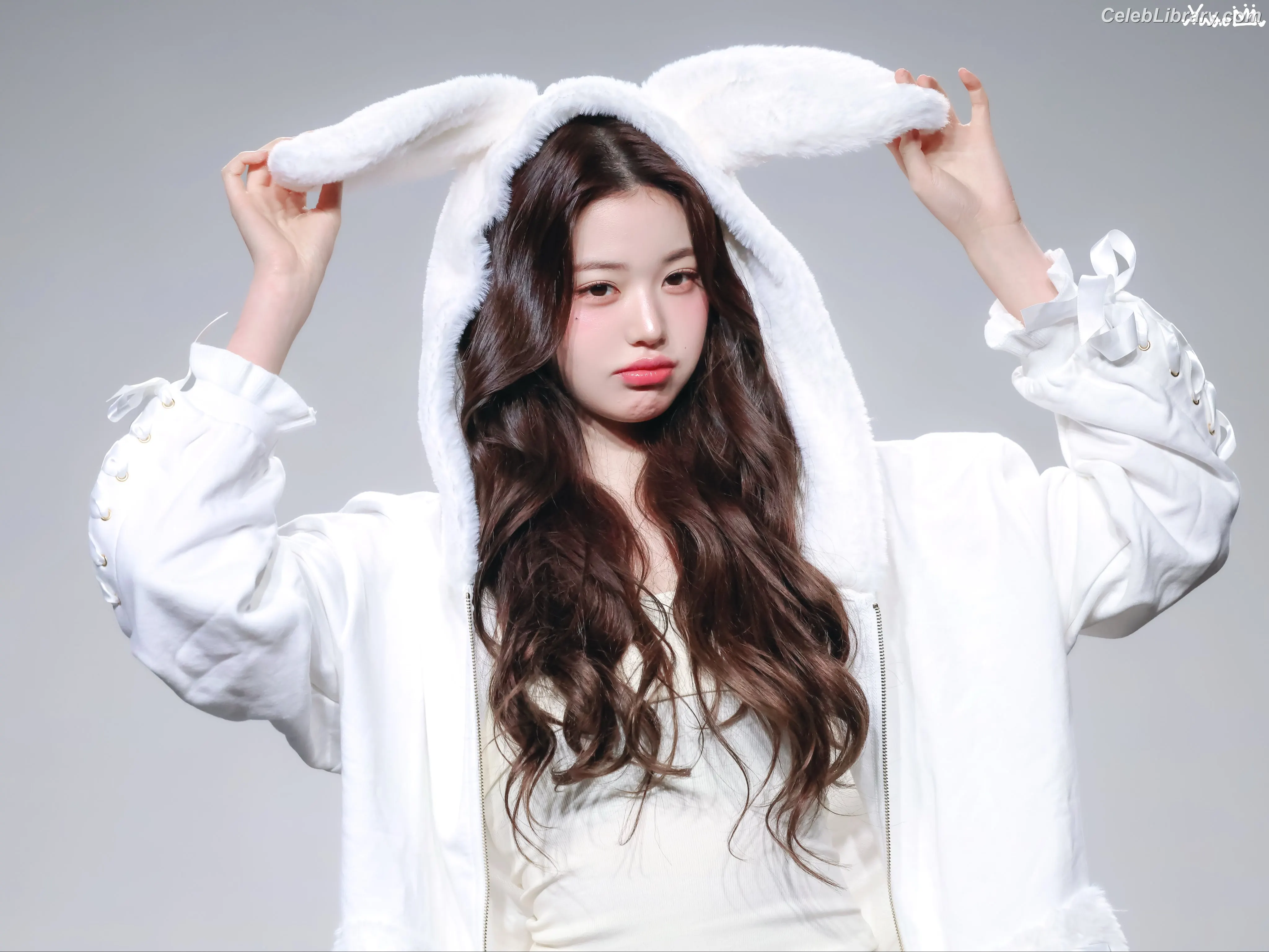Jang Won-young  장원영 WONYOUNG photo 21 of 5845
