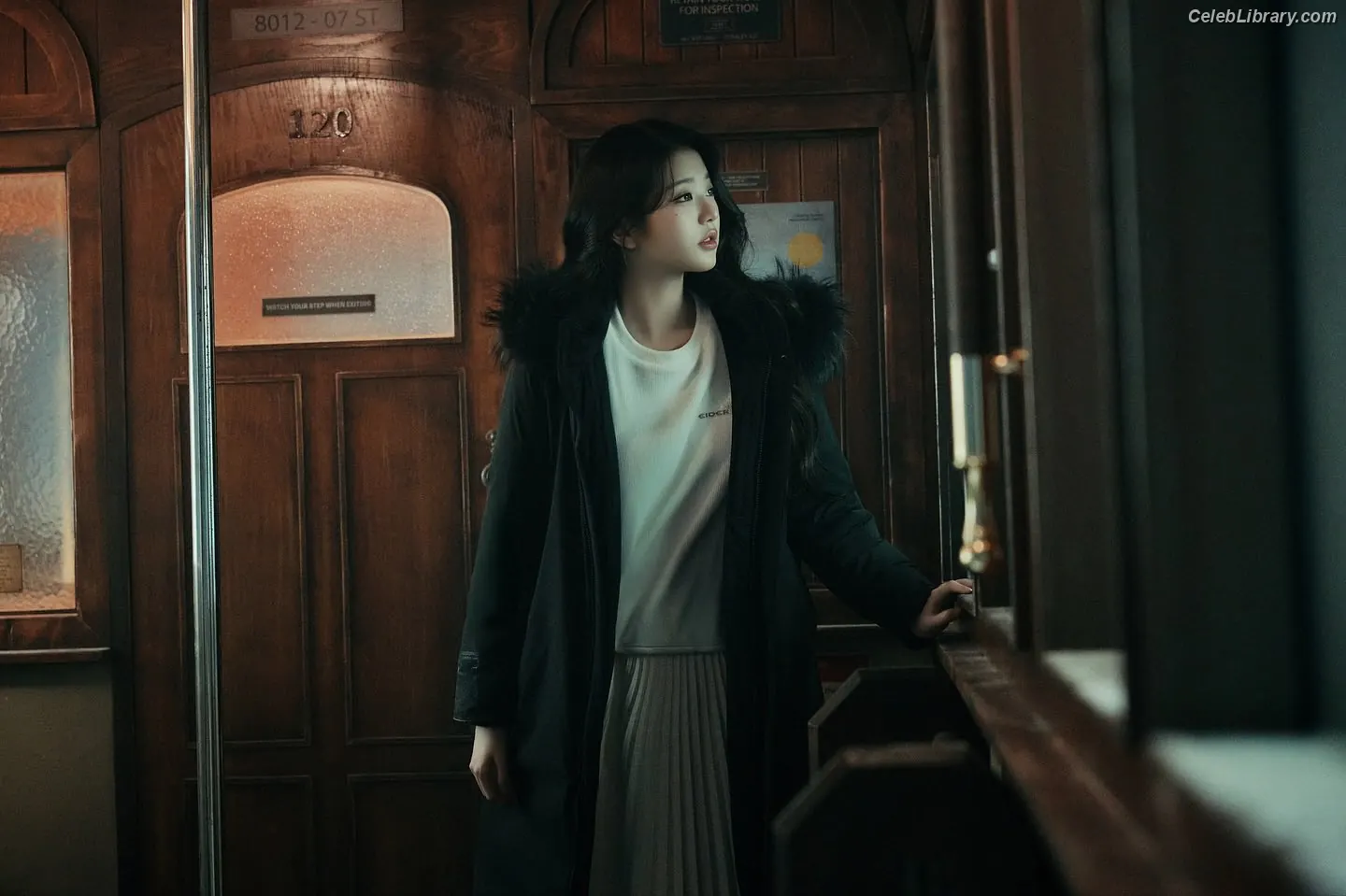 Jang Won-young 장원영 WONYOUNG photo 5 of 5845