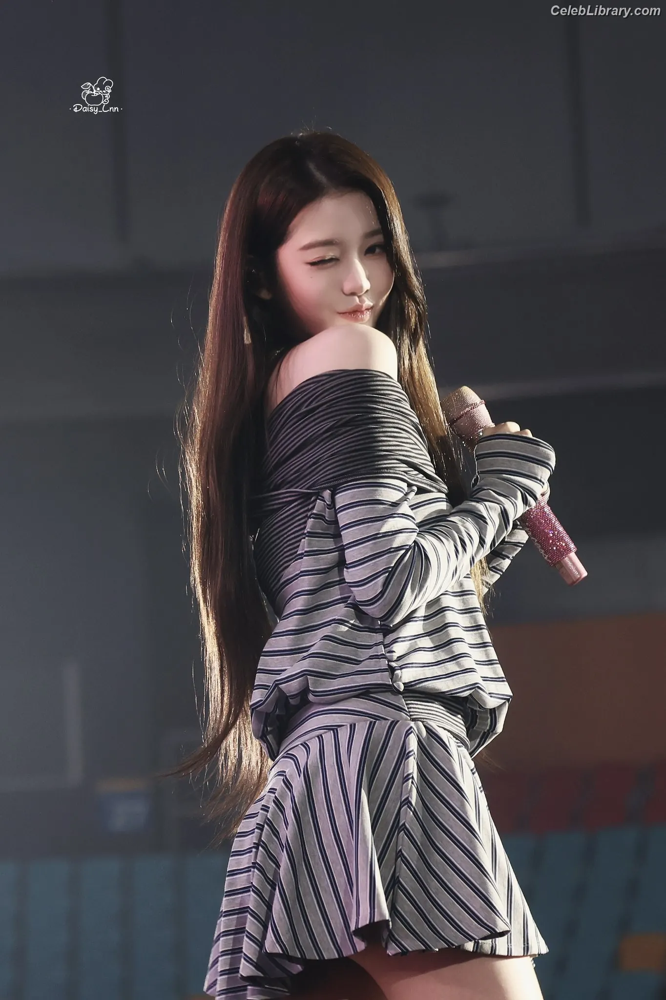 Jang Won-young 장원영 WONYOUNG photo 7 of 5845