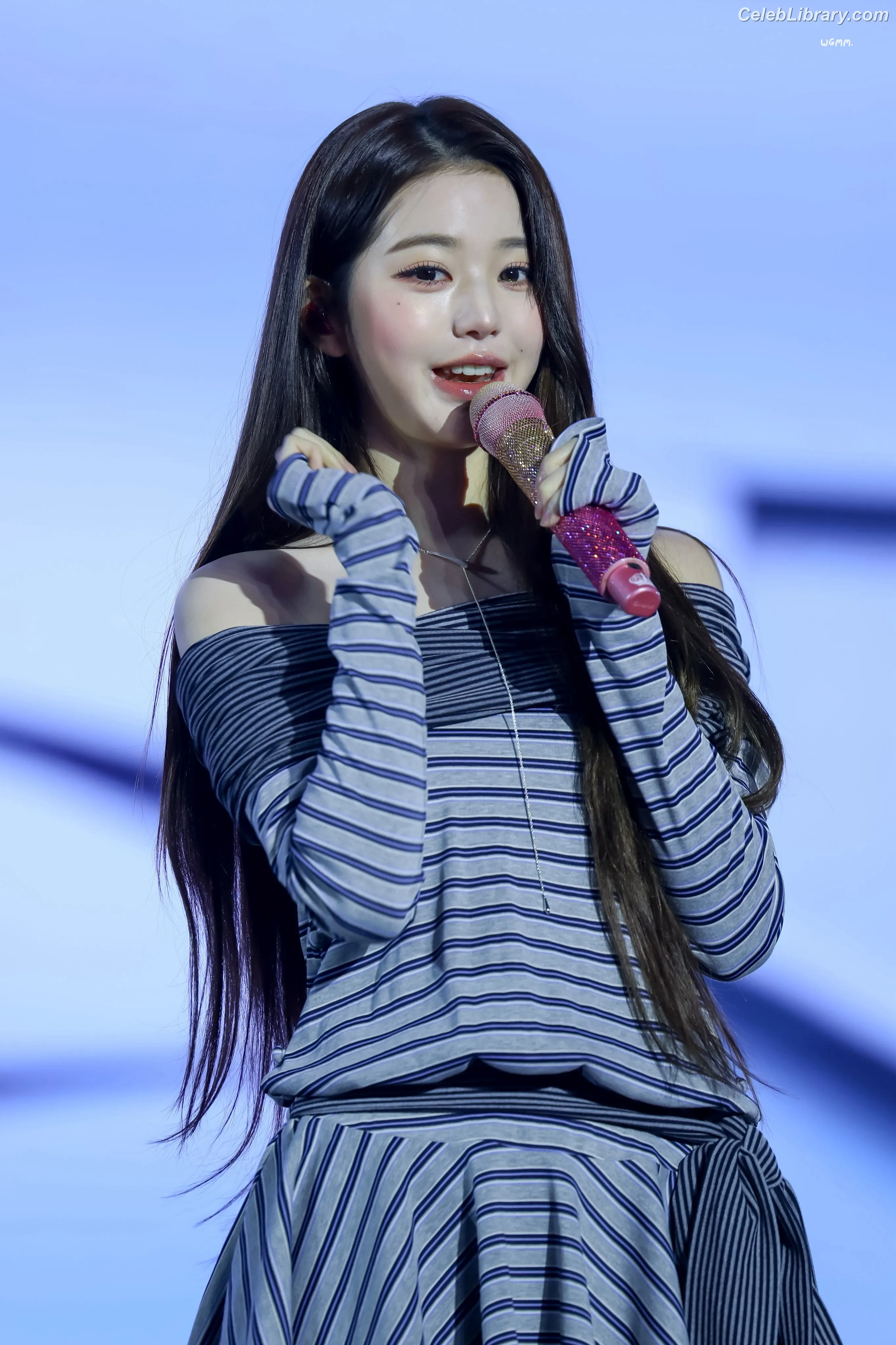 Jang Won-young 장원영 WONYOUNG photo 19 of 5845
