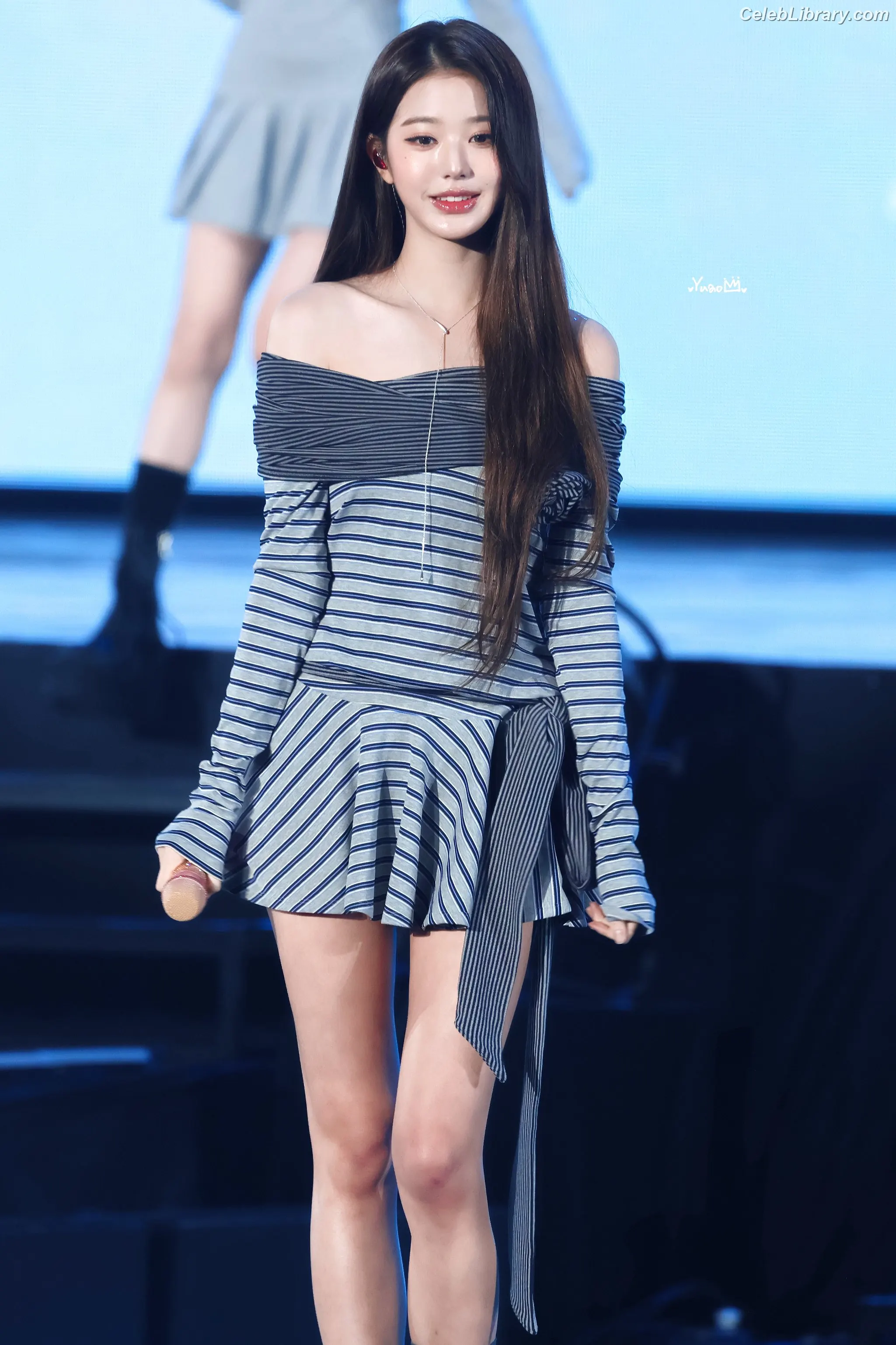 Jang Won-young 장원영 WONYOUNG photo 20 of 5845